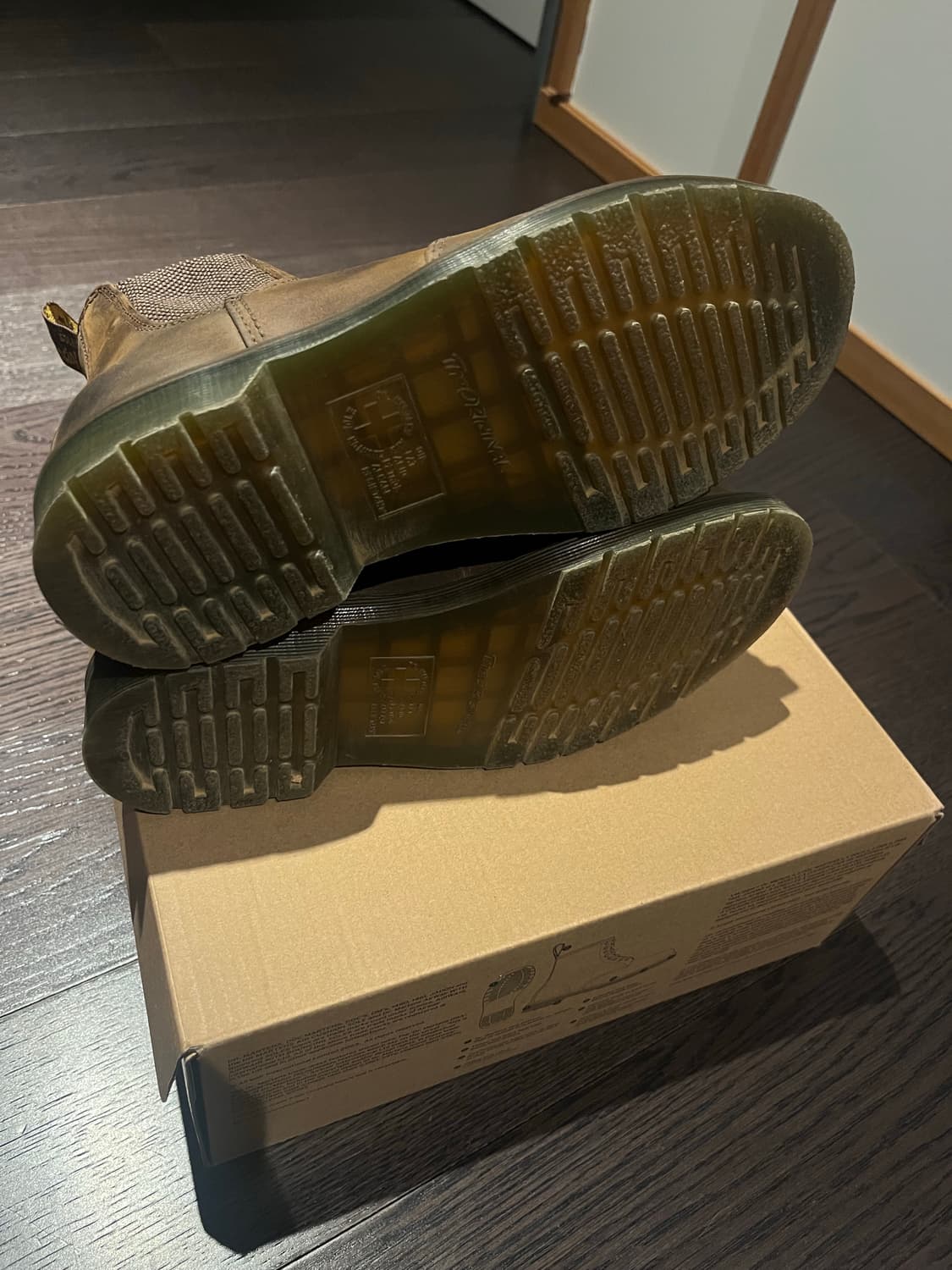 닥터마틴 2976 240사이즈 상품이미지5