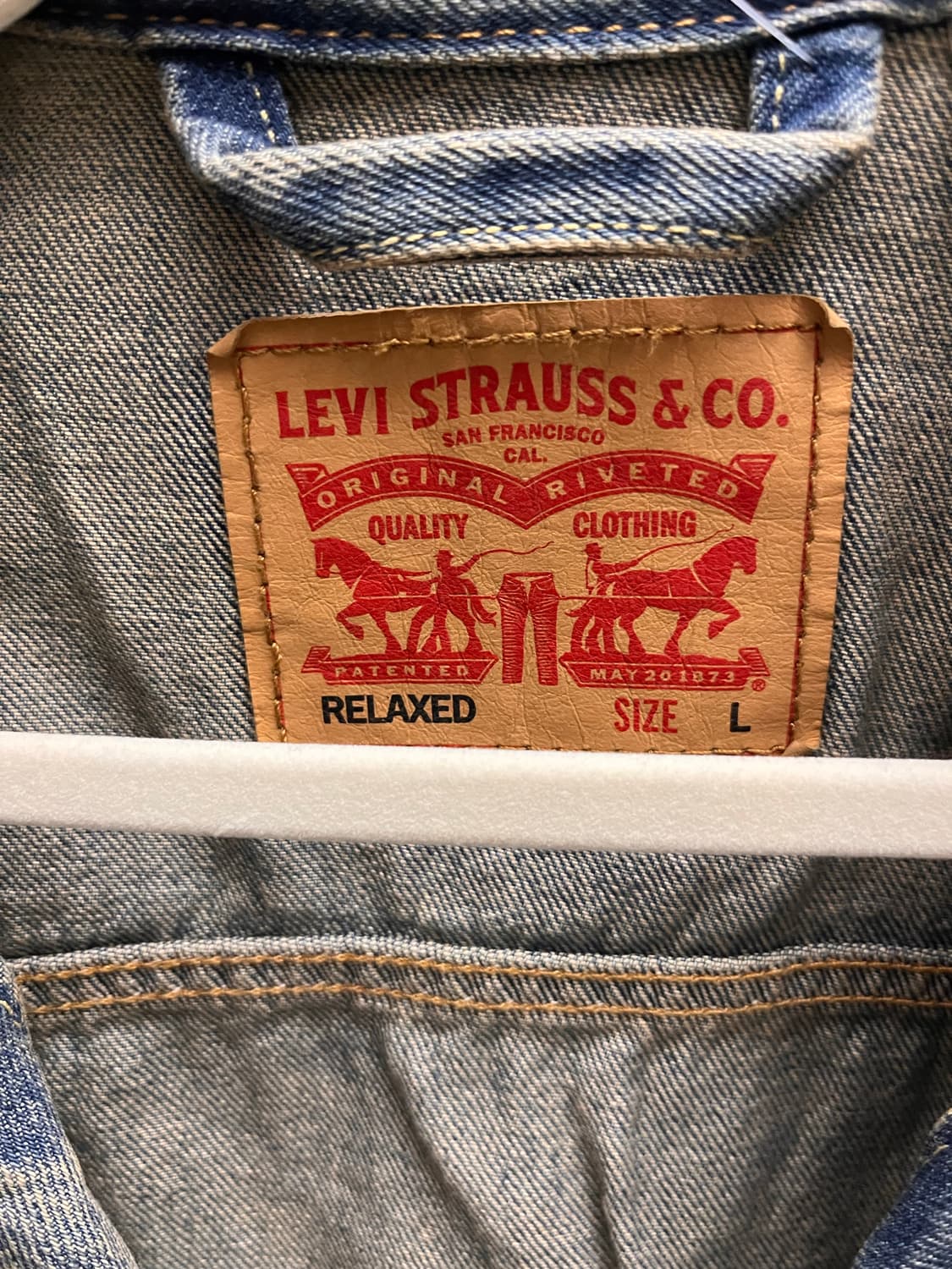 [새상품/L] 리바이스 릴렉스 트러커 NXBD - 중청 빈티지 워싱 상품이미지3