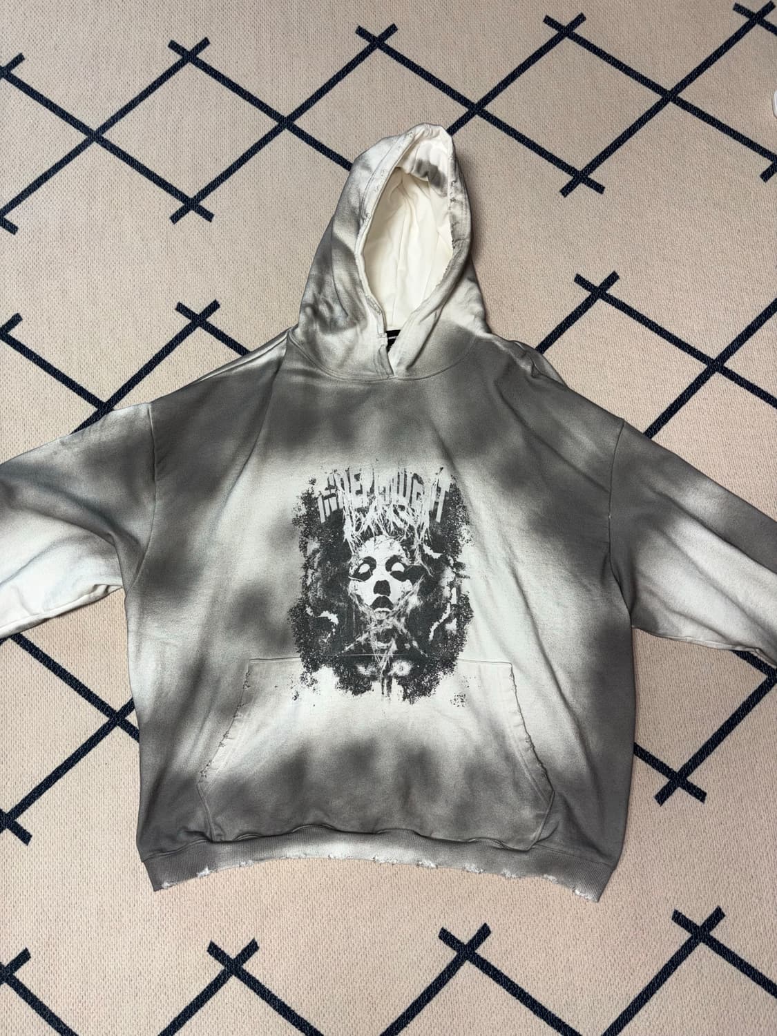 로어링라드 후드티 상품이미지2