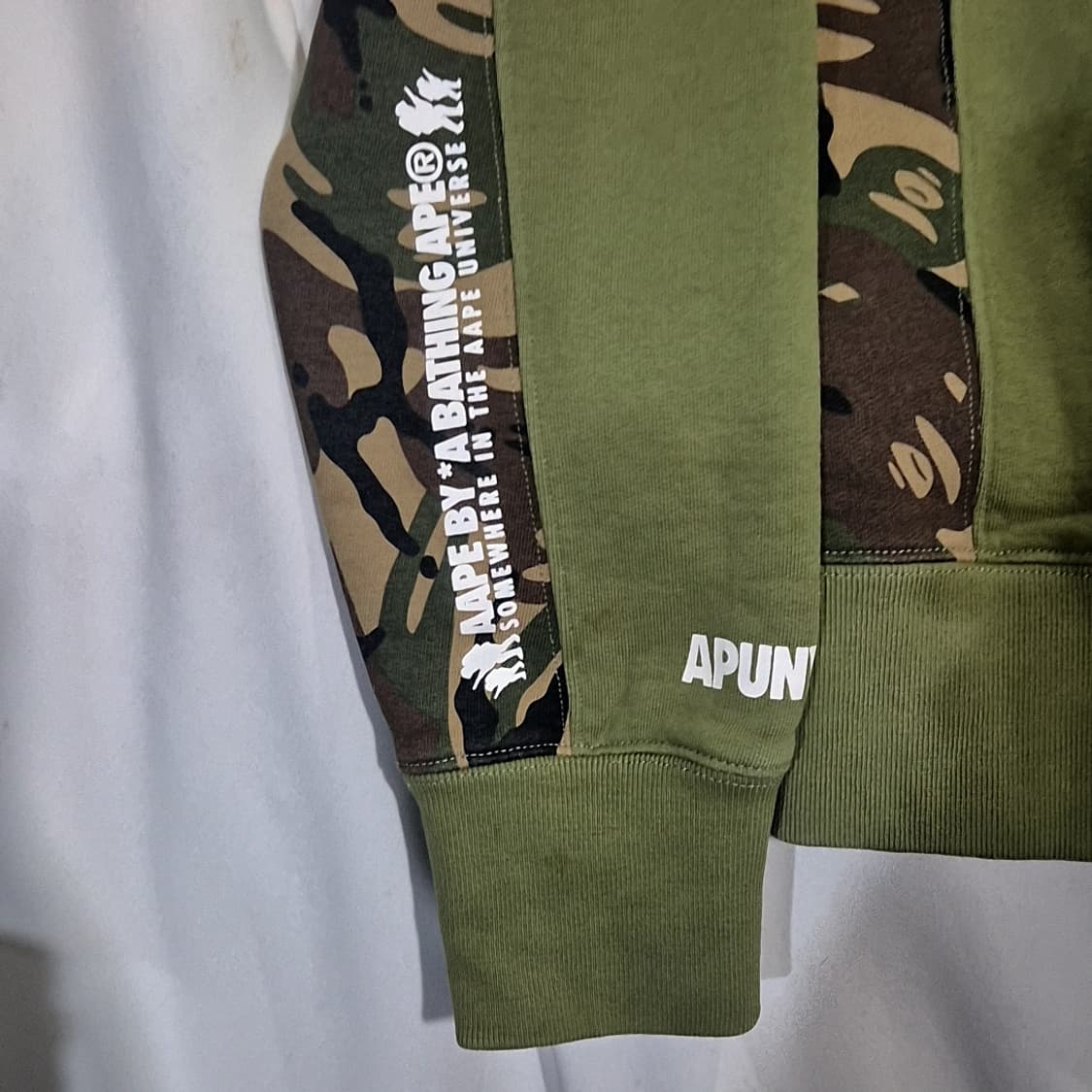 Aape 에이프 카모플라쥬 맨투맨 상품이미지6