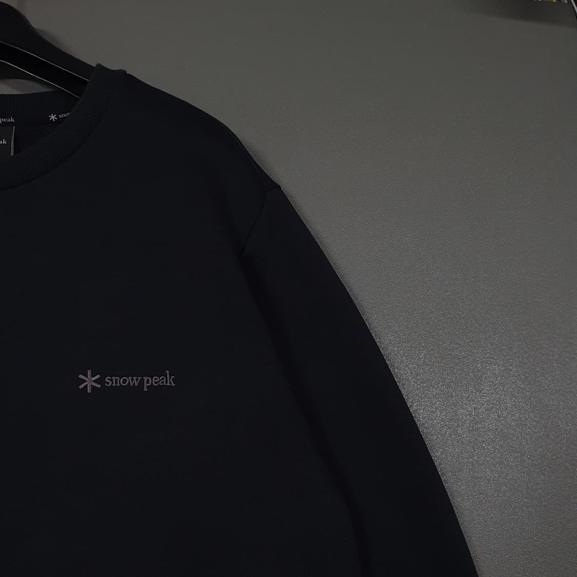 M) 스노우피크 신형 22FW 류승범 픽 유니온 맨투맨 스웻셔츠 블랙 상품이미지2