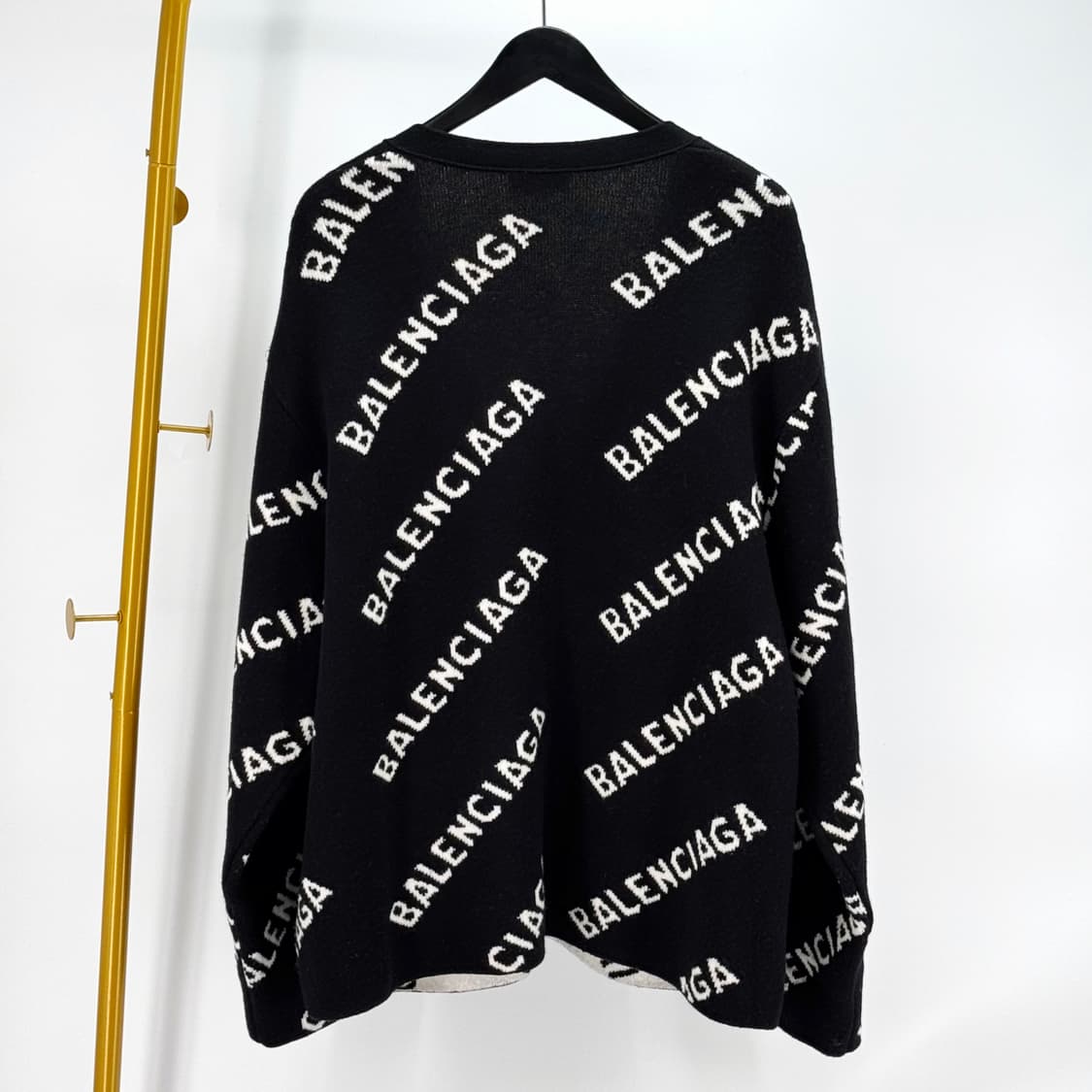 [XL사이즈] 발렌시아가 멀티로고 니트 가디건 블랙 상품이미지6