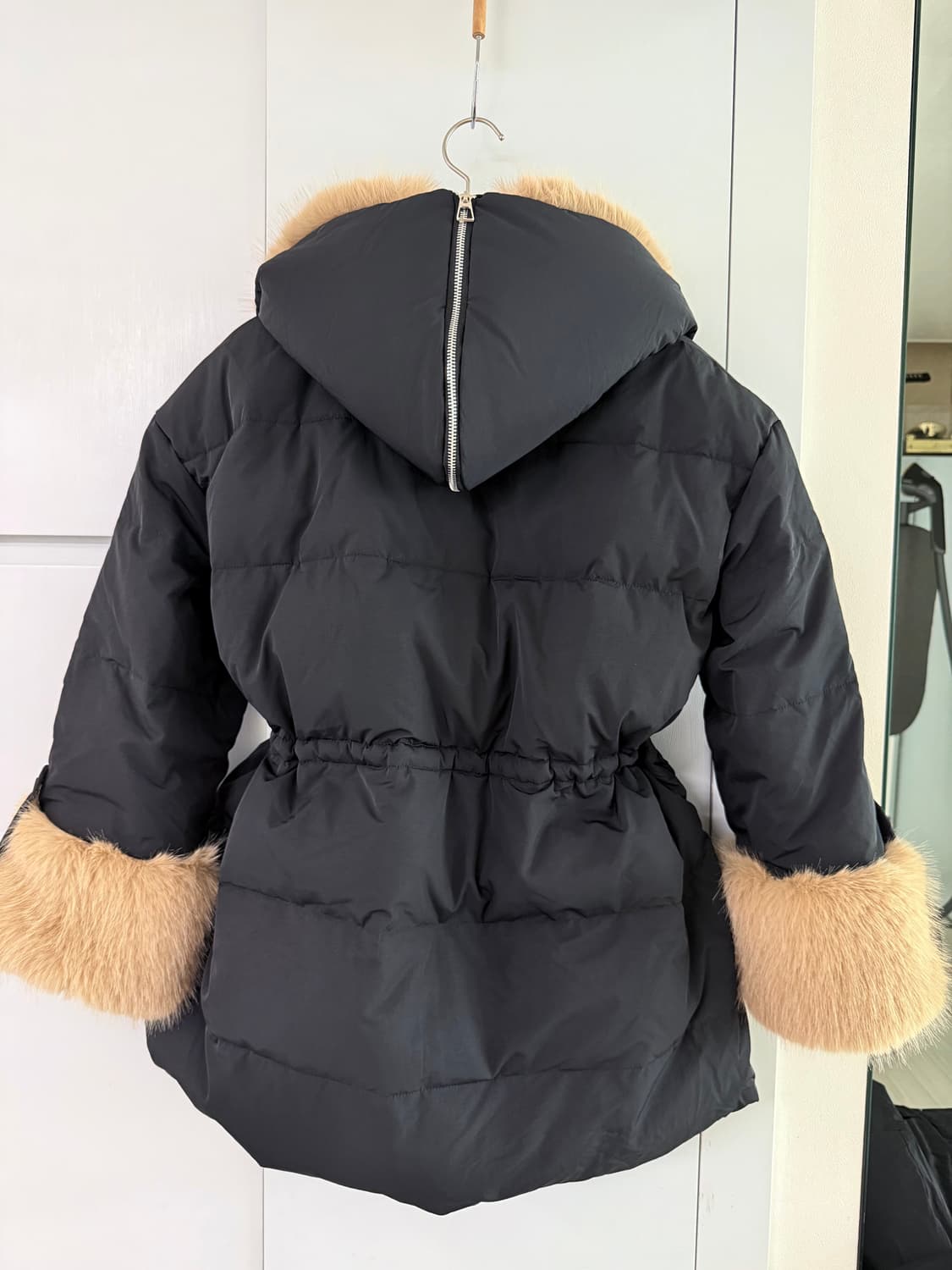 새상품 100덕다운 빅카라 스트링 패딩 F 상품이미지4