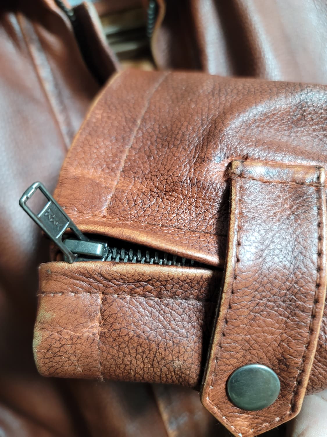 다이나믹레더 소가죽 베지터블 남성100정사이즈 상태굿
 상품이미지4