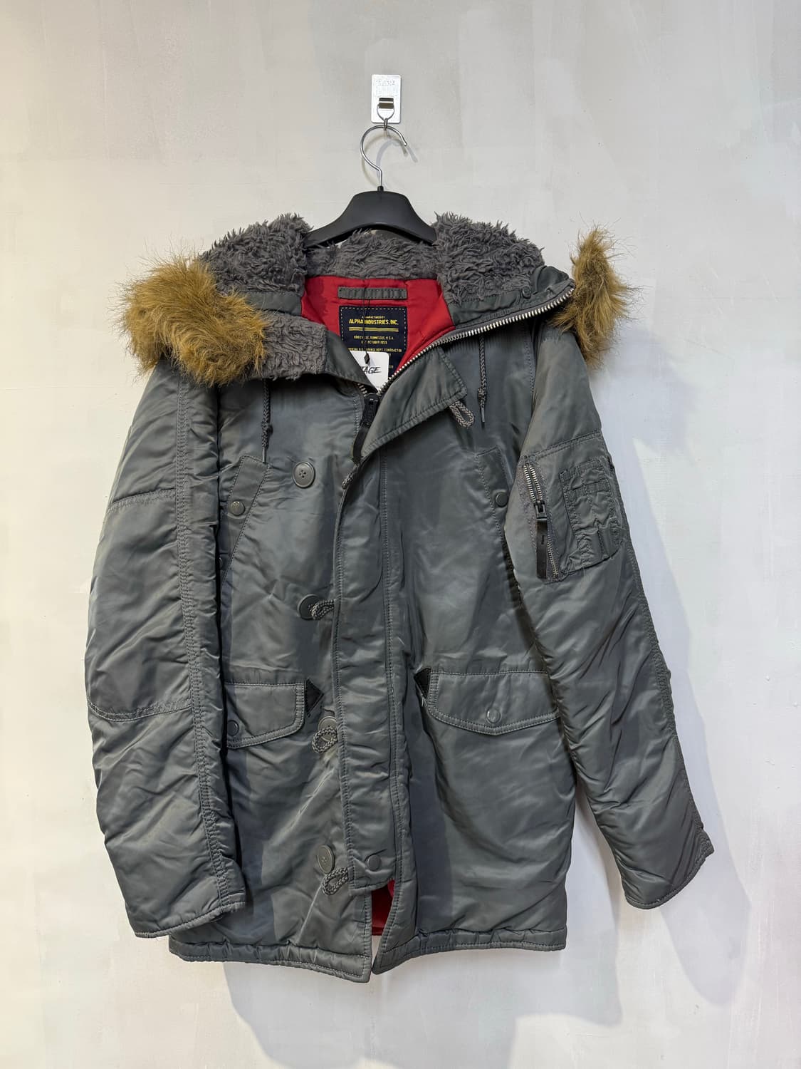 알파인더스트리 카키 퍼패딩 상품이미지1