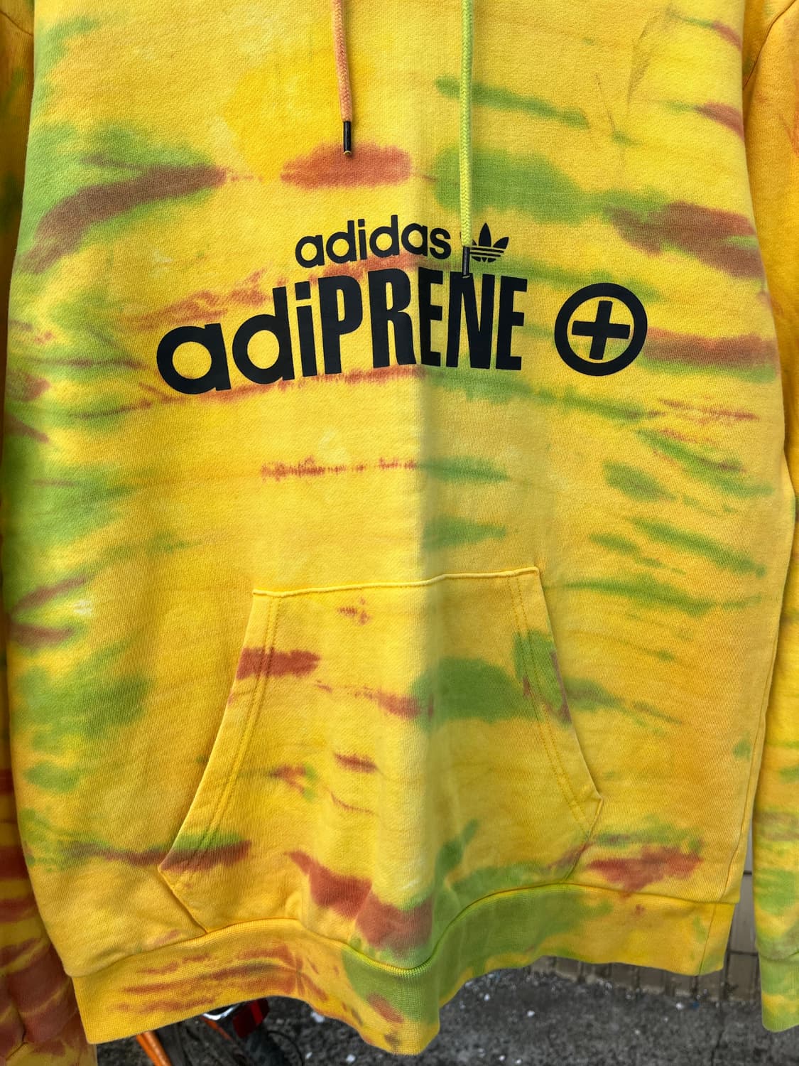 아디다스 레터링 타이다이 후드티셔츠 상품이미지3