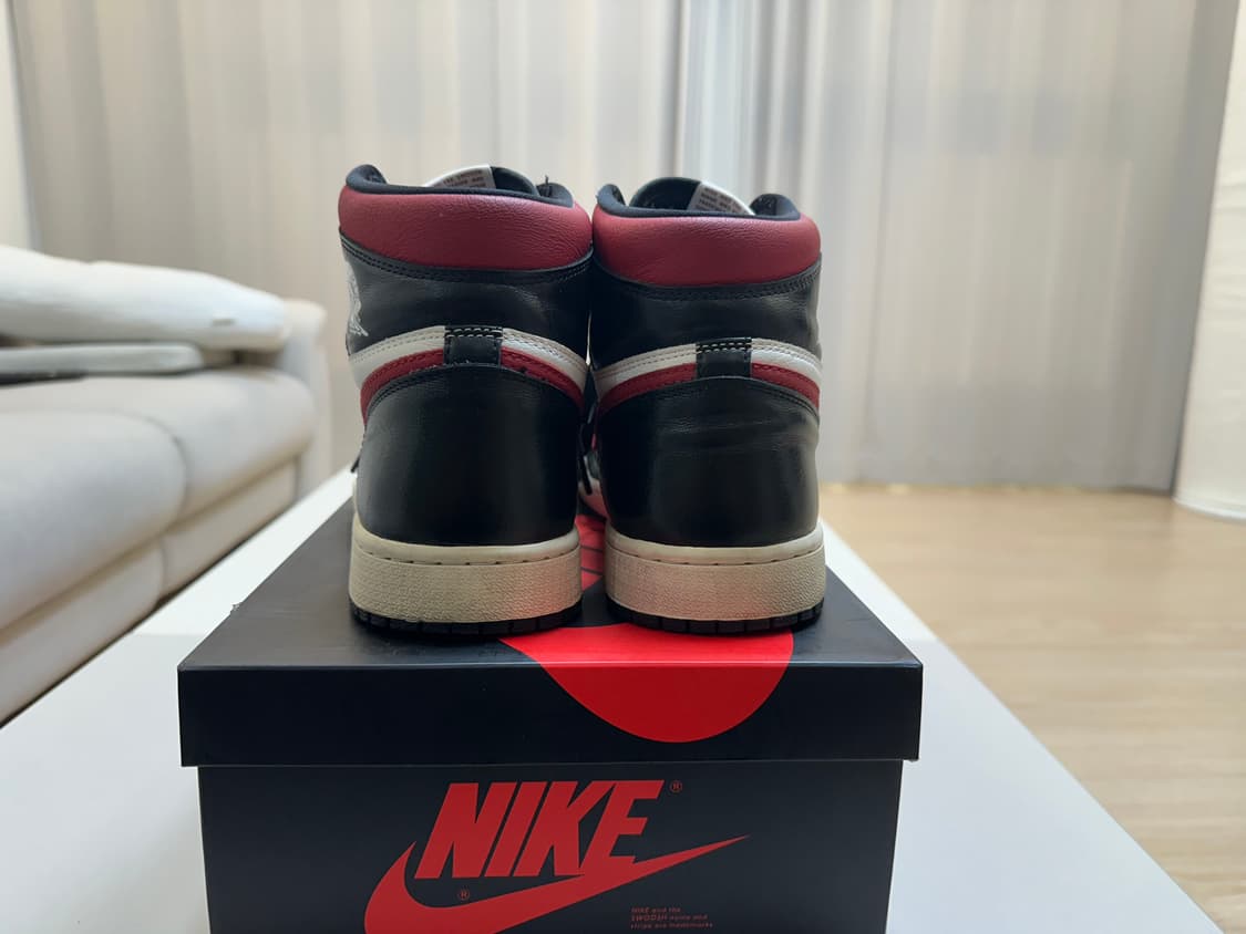 275 조던1 하이 짐레드 피고래 상품이미지4