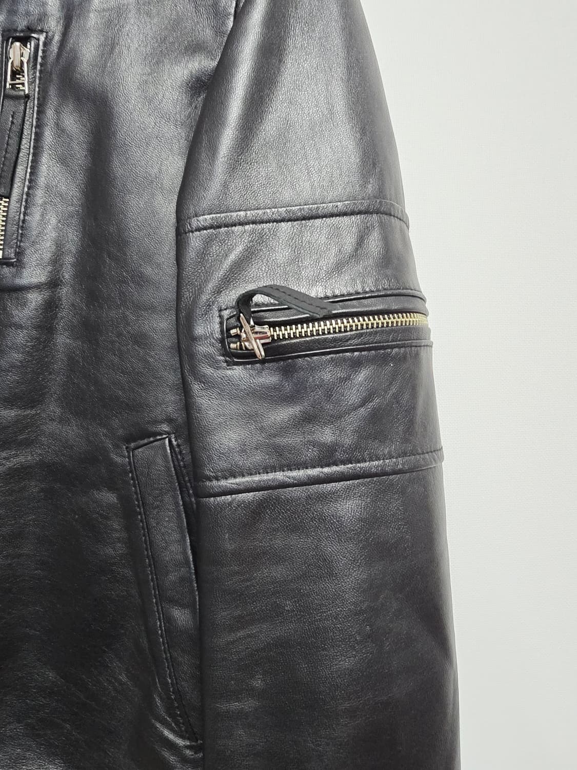 스티브요니 스튜디오 블랙 가죽 블루종55 상품이미지2