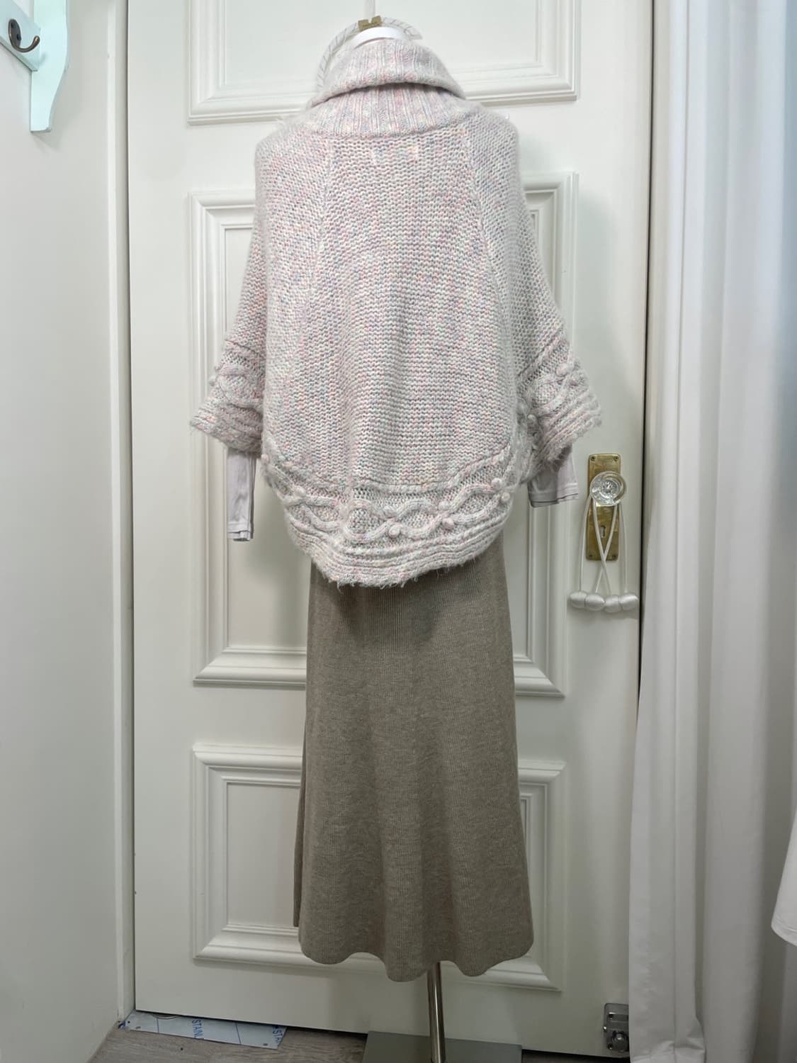 sheer gray rainbow mori sweater cape&nec 상품이미지4