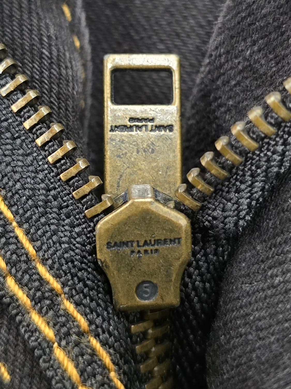 생로랑 찢청 블랙청바지.  싸이즈 32~33
 상품이미지7