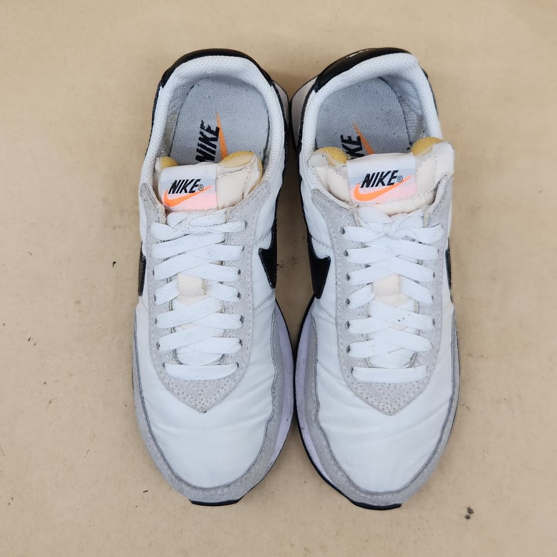 나이키 와플트레이너2 여성운동화225 상품이미지2