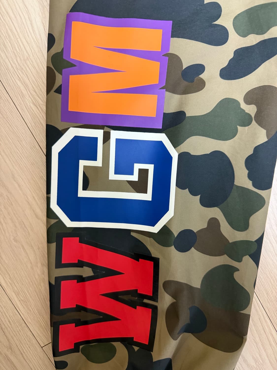 [급처] 오늘만 이 가격 !!! Bape 바람막이 상품이미지4