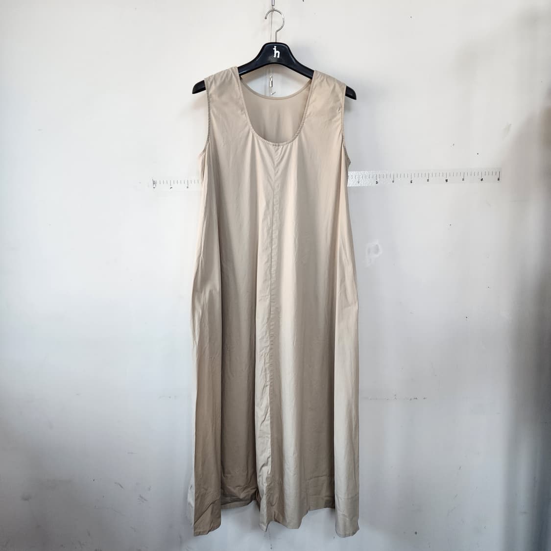 코스 베이지 롱 민소매 원피스 상품이미지1