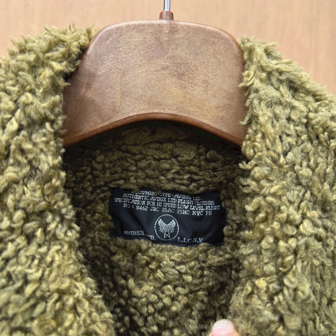 아비렉스 자켓 쉐르파 안감 로고 자수 패치 디테일 레귤러핏 블랙 상품이미지7