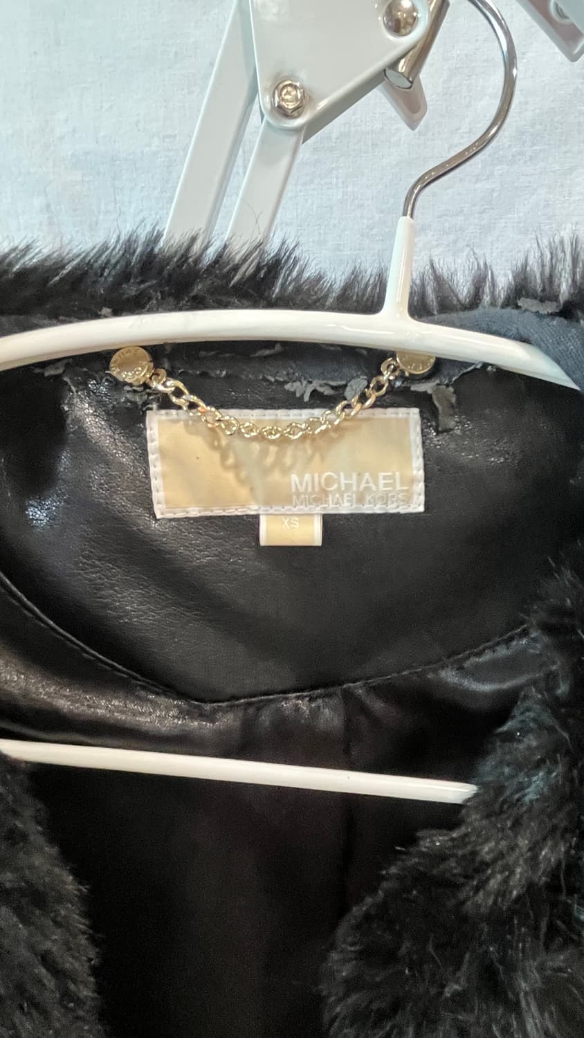 마이클코어스 블랙 퍼 코트 XS 상품이미지2