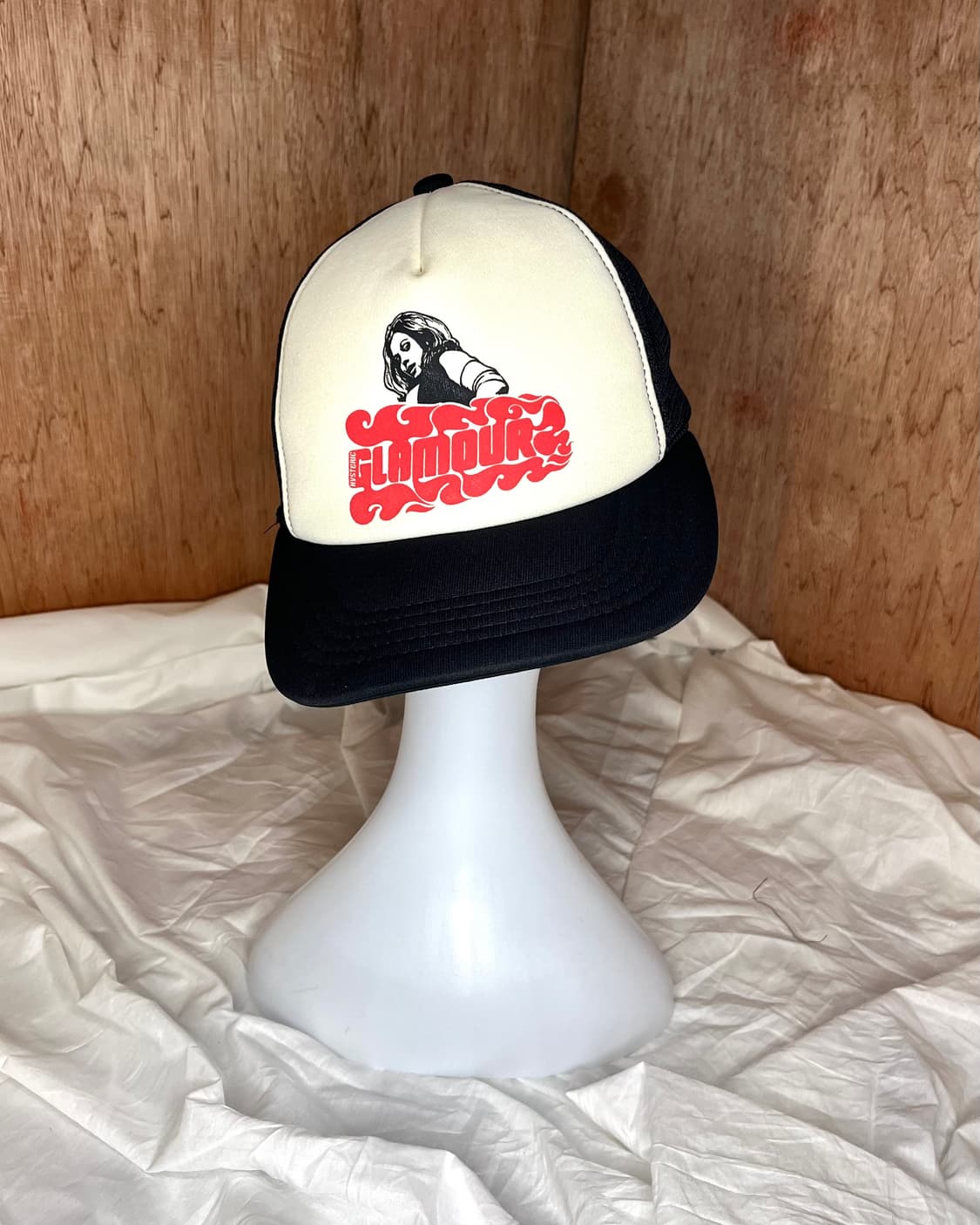 히스테릭 글래머 히스걸 트러커 메시 캡 상품이미지1