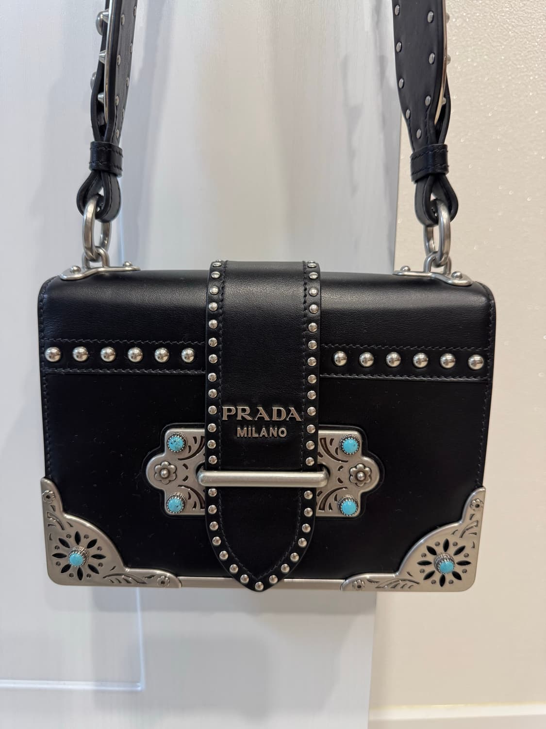 프라다 카이에백 상품이미지1