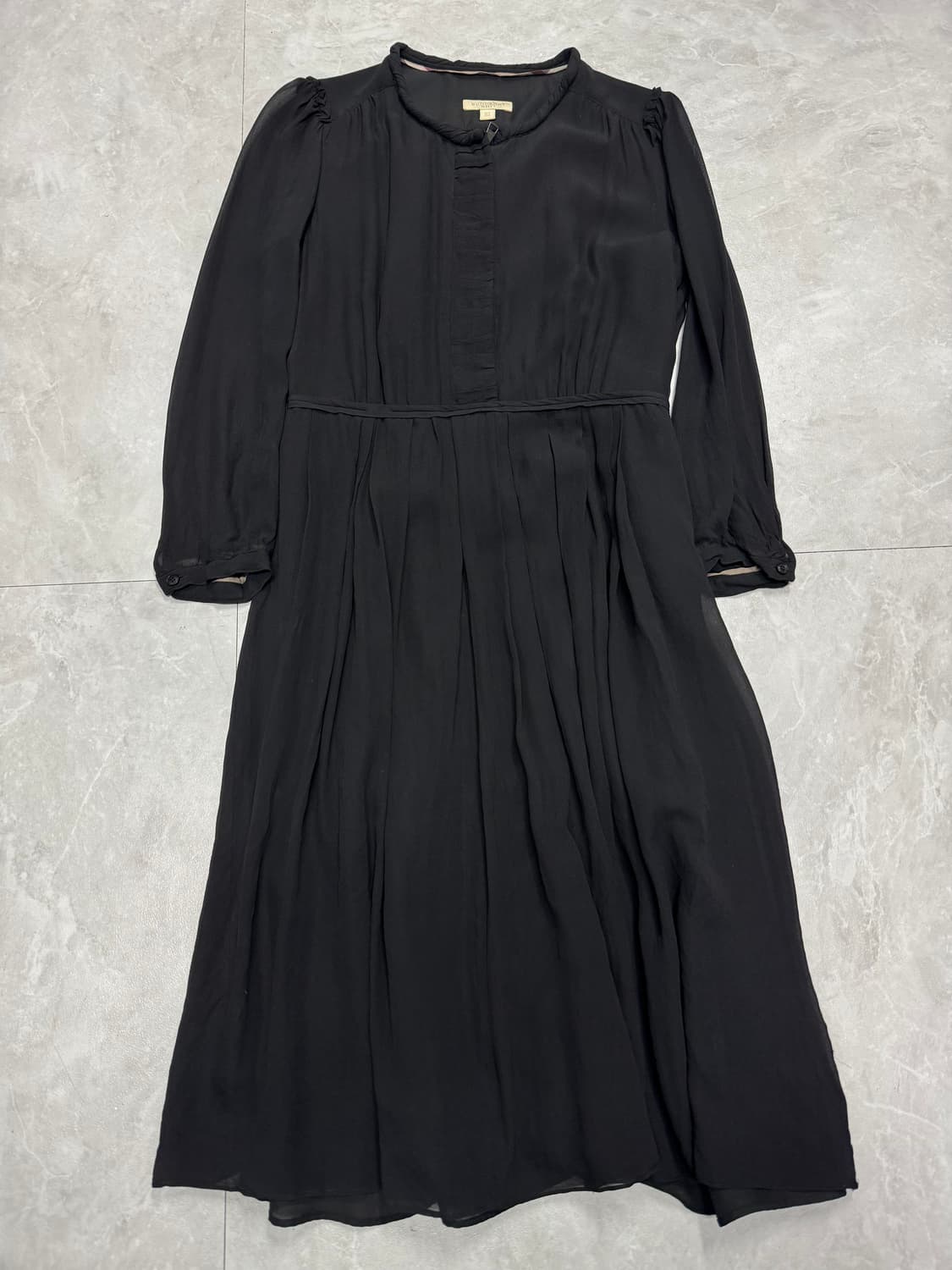 버버리 실크 상품이미지1