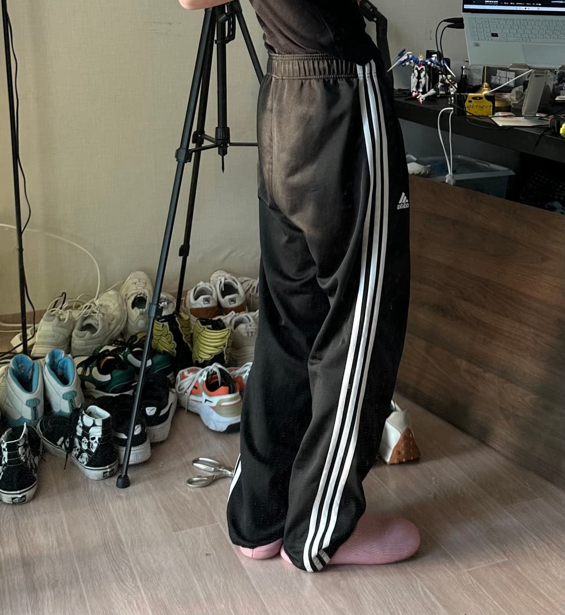 Adidas 트랙 팬츠 블랙 상품이미지2