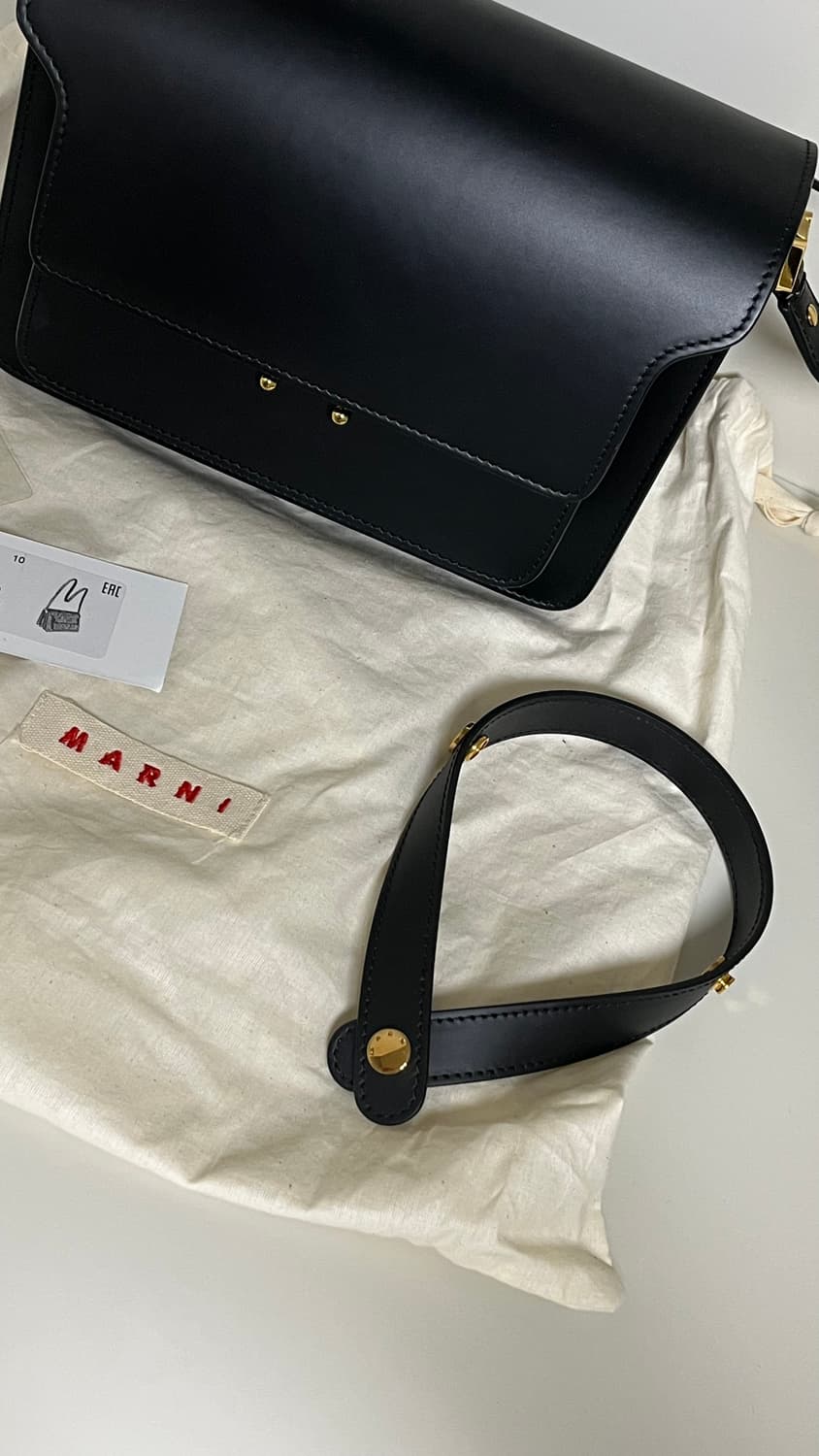 마르니 트렁크백 M 카프스킨 블랙 상품이미지10