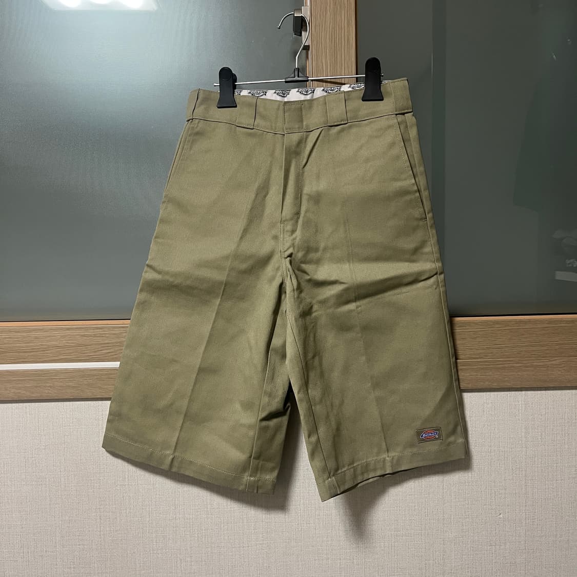 디키즈 13인치 워크 반바지 카키 28 상품이미지1