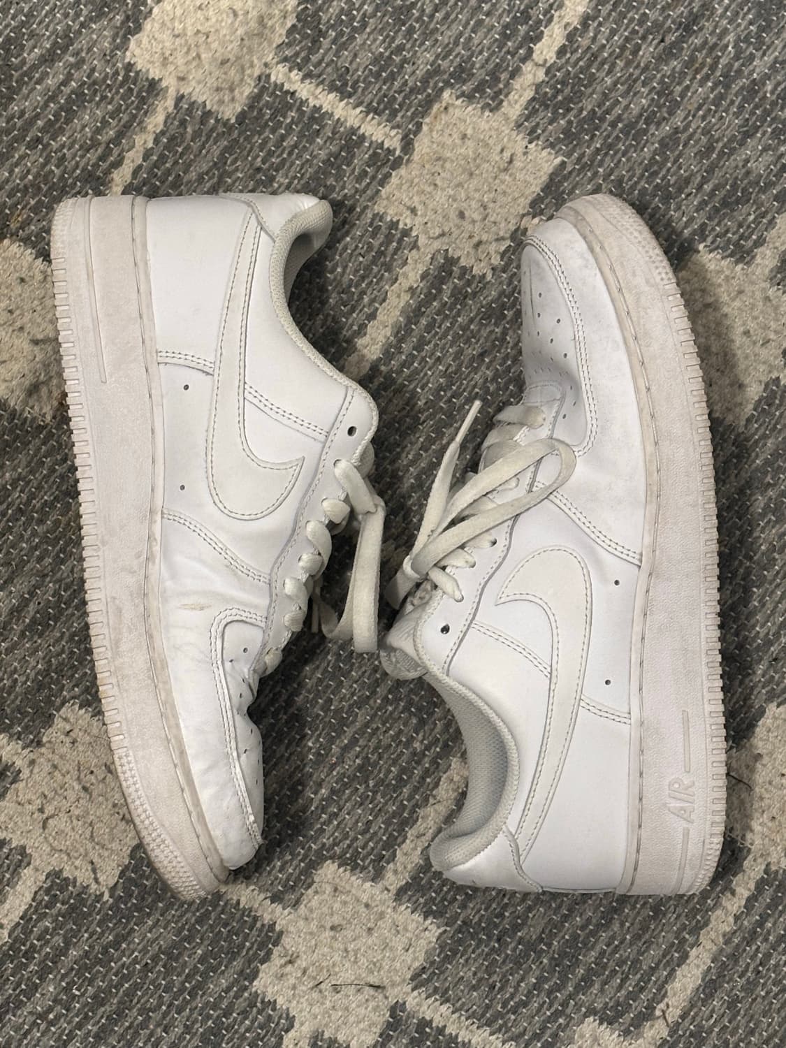 나이키 에어포스1 상품이미지1