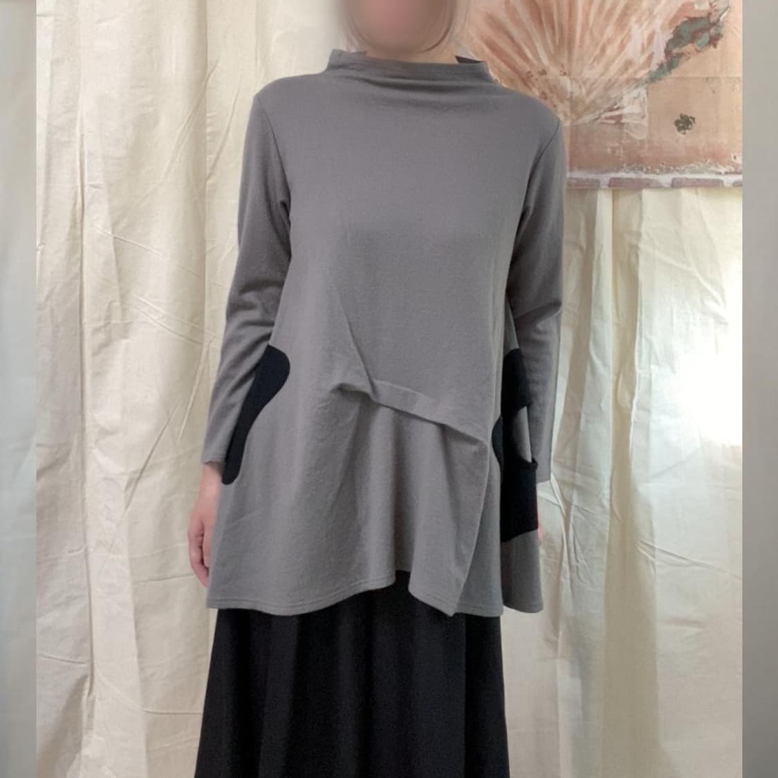 비정형 핀턱 울 플라워 디테일 셔츠 상품이미지1