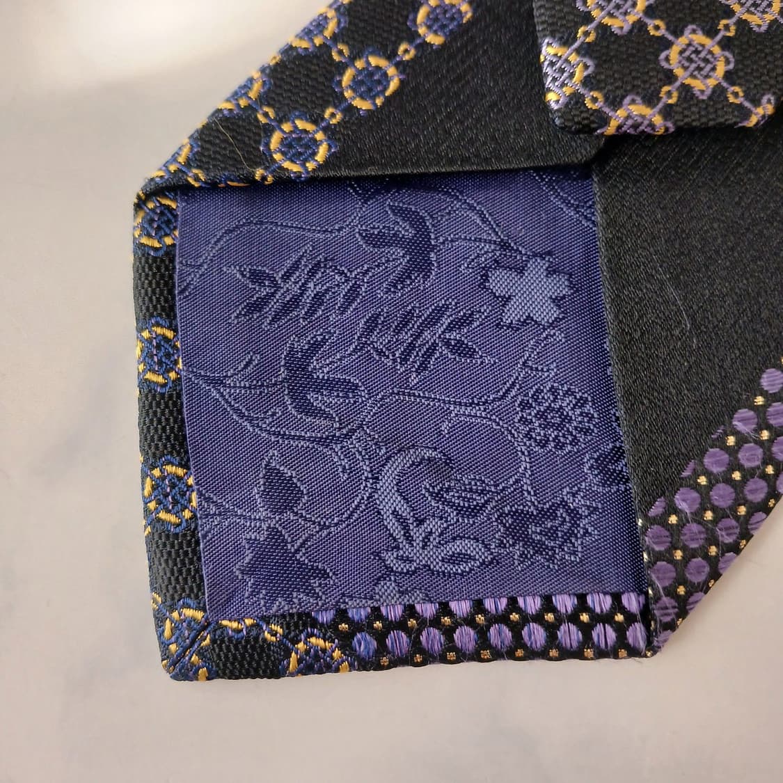 피에르 발망 실크 블랙 기하 패턴 넥타이 9.2cm A+등급 A19361 상품이미지10