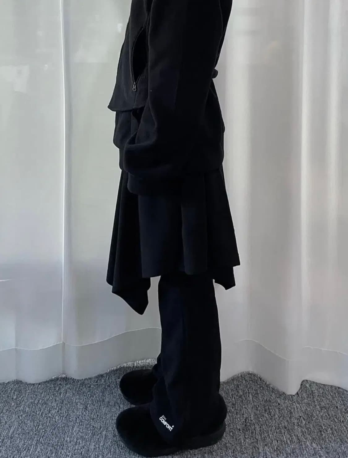 지초이 컴포트 23-001 플레어 스커트 블랙 상품이미지1