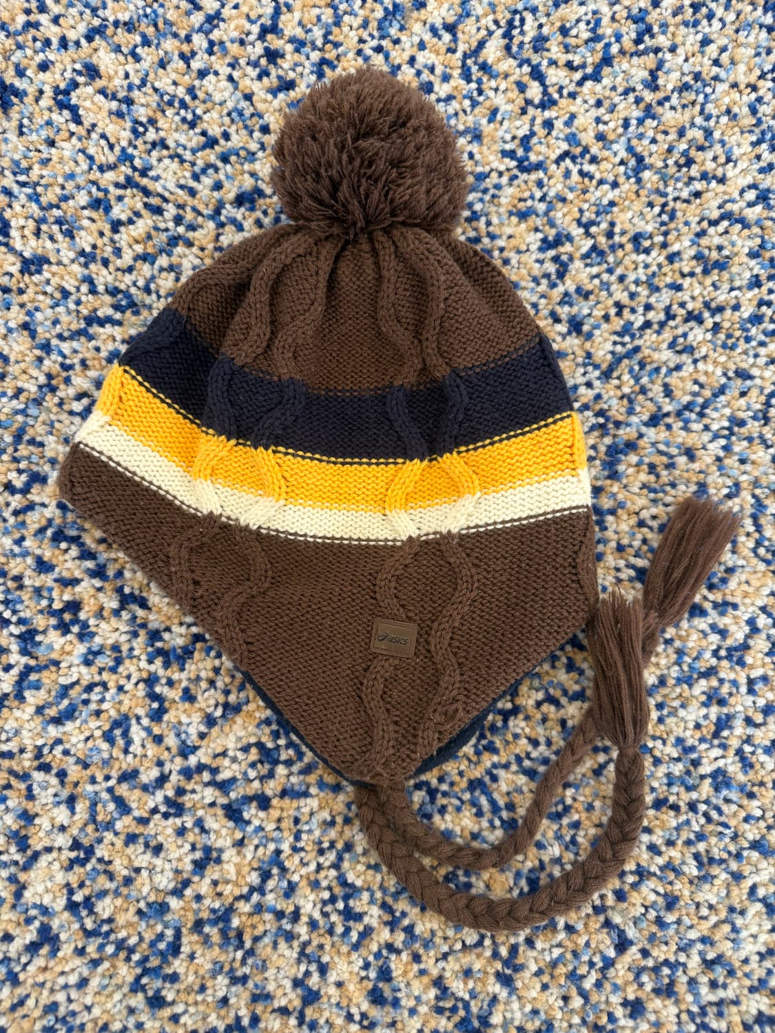 아식스 이어플랩 비니 상품이미지1