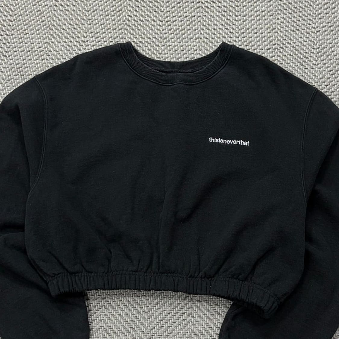 디스이즈네버댓 크롭 맨투맨 v2235 상품이미지3