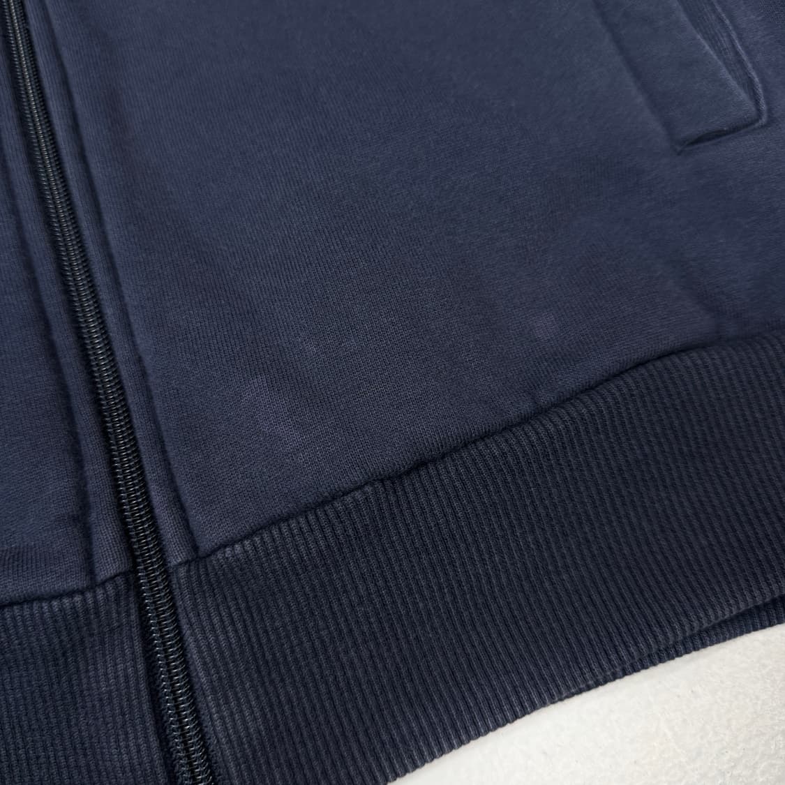 아디다스 X 리버풀 00s 올드스쿨 블록코어 후드집업 상품이미지7