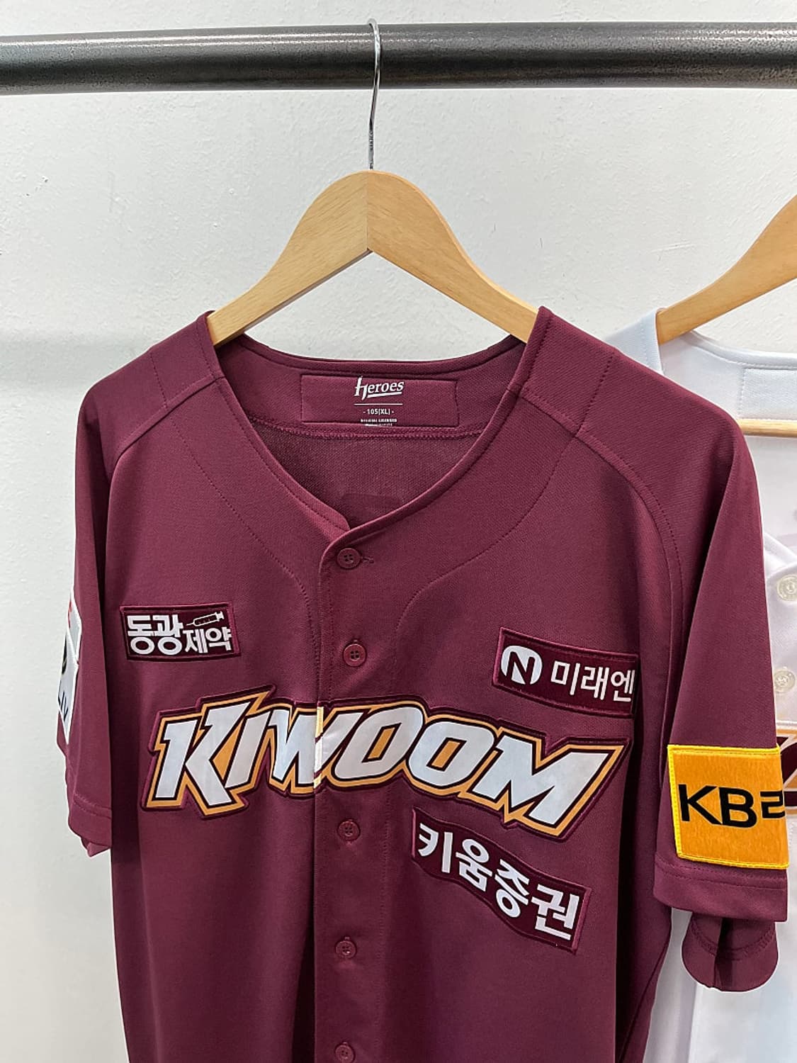 105) 키움 히어로즈 2024 전준표 유니폼  상품이미지4