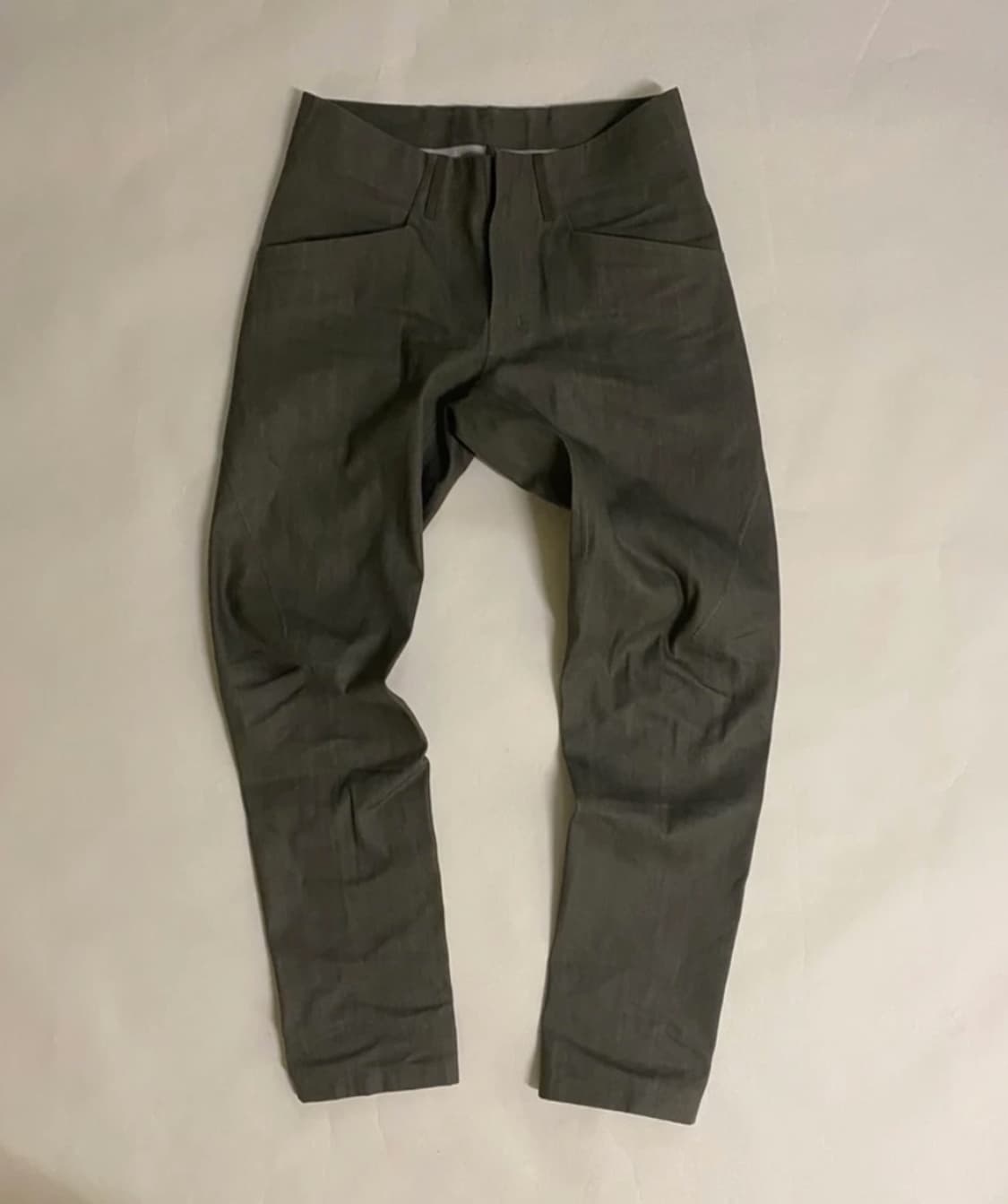 [저스디스착용]아크테릭스 베일런스 캠버팬츠 상품이미지1