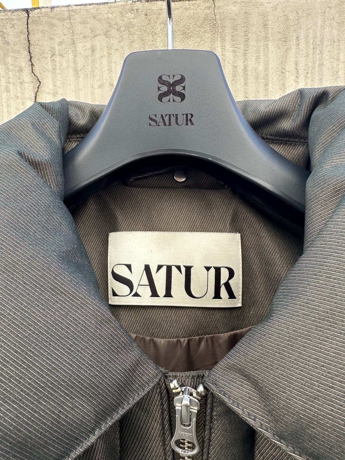 SATUR 레체 투톤 덕다운 글리터 패딩 상품이미지3