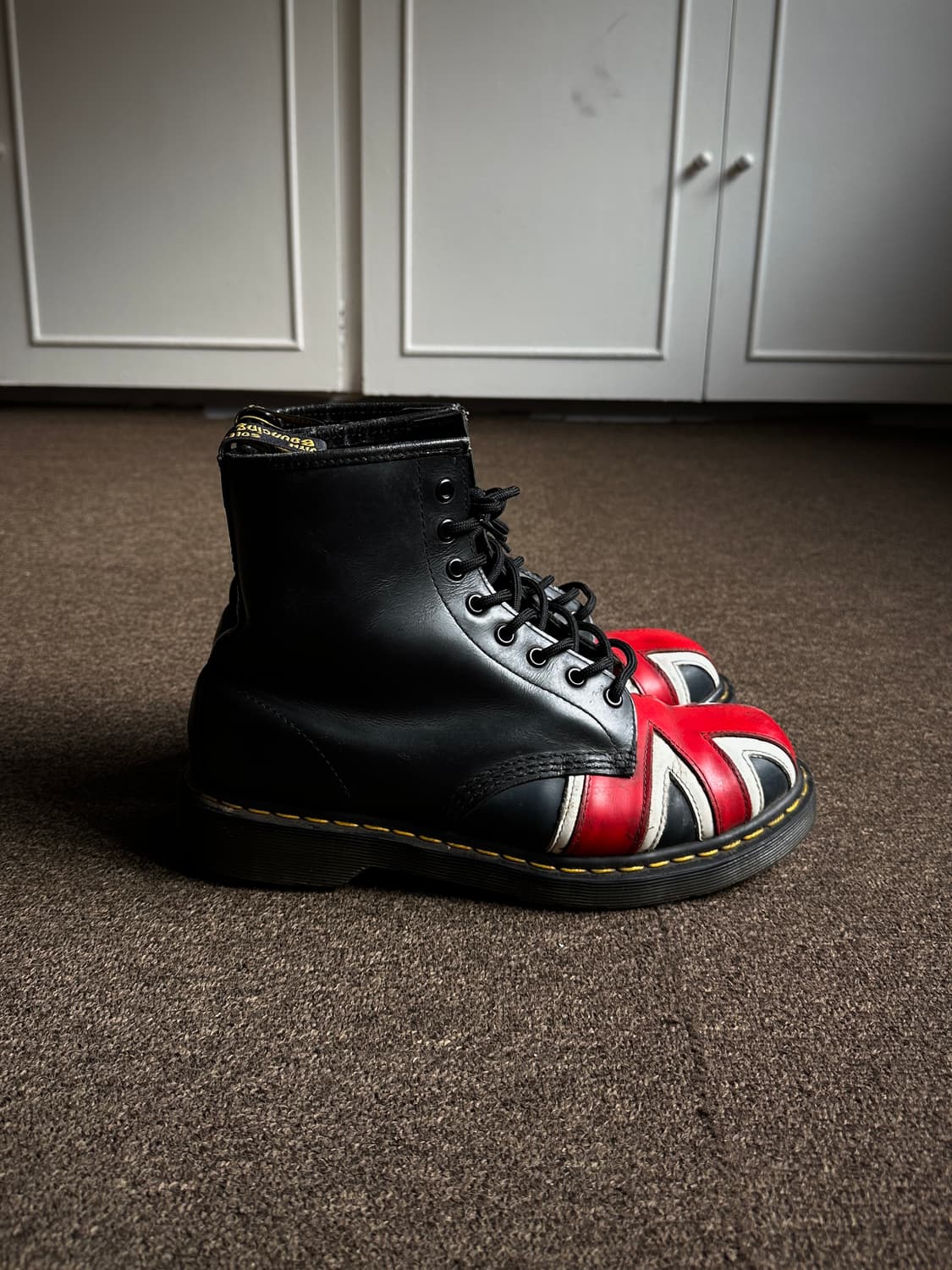 Dr. Martens 유니언 잭 8홀 부츠 상품이미지6