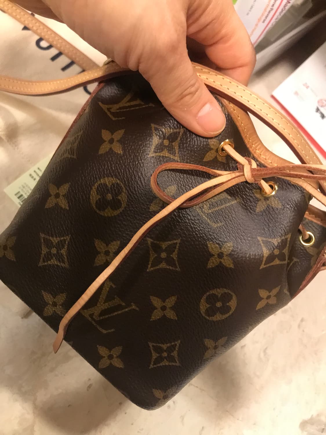 루이뷔통 나노노에 구버전 상품이미지4