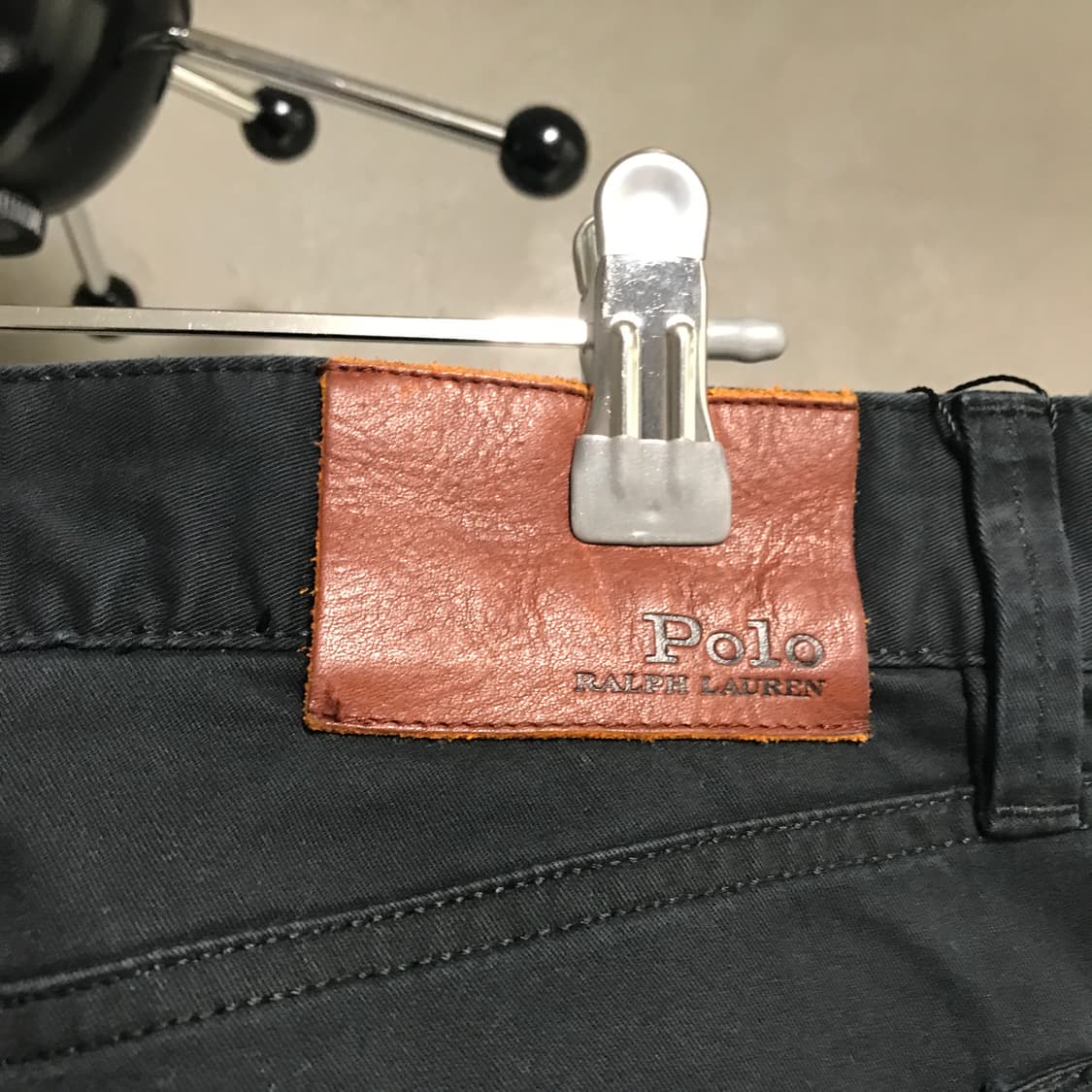 폴로 랄프로렌 블랙 팬츠 - 상품이미지4