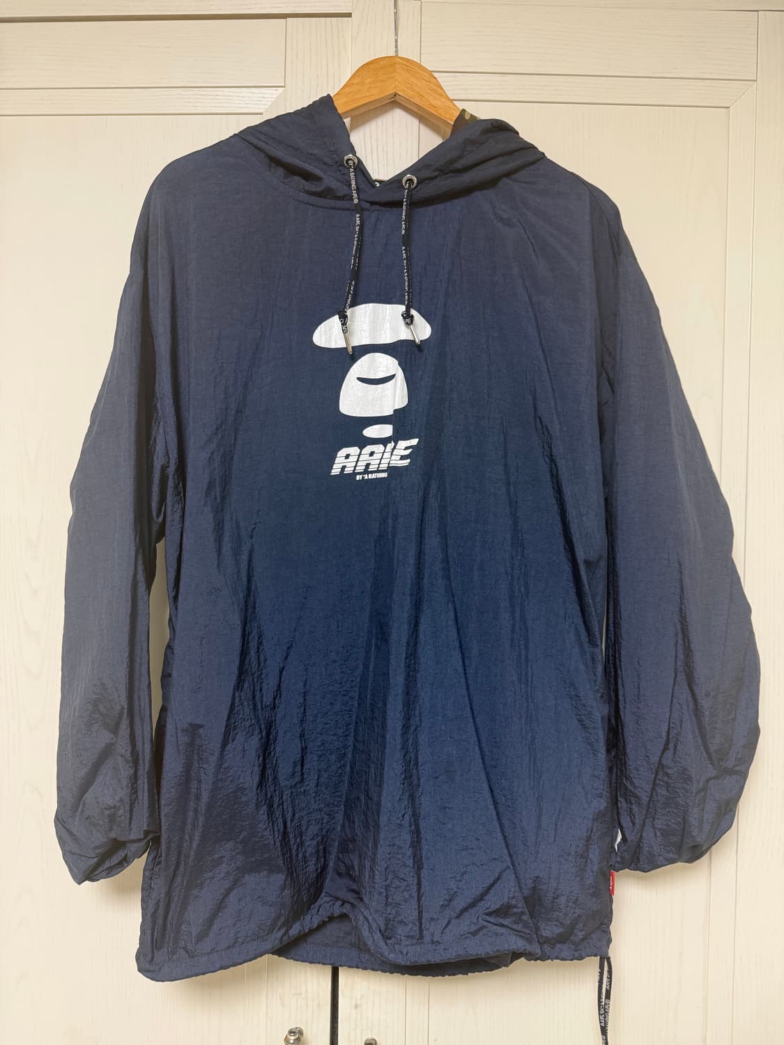 AAPE 바람막이 남색 상품이미지1