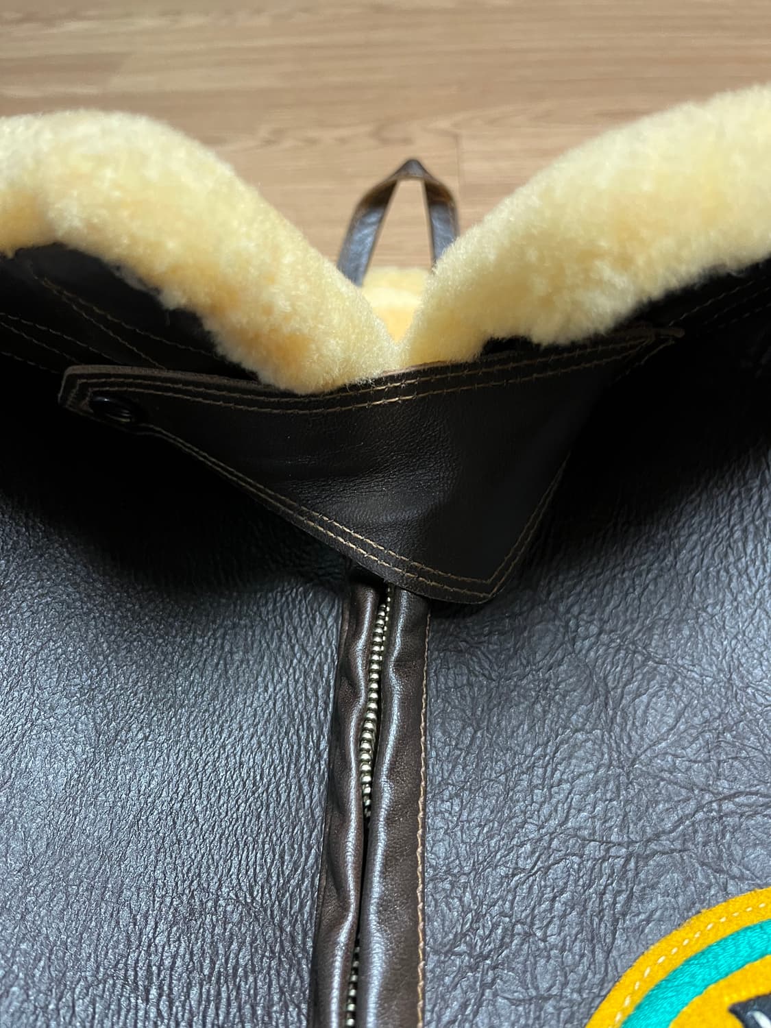 이스트맨 레더 클로딩 USAAF Type ANJ-4 양털무스탕 Sz.38 상품이미지8