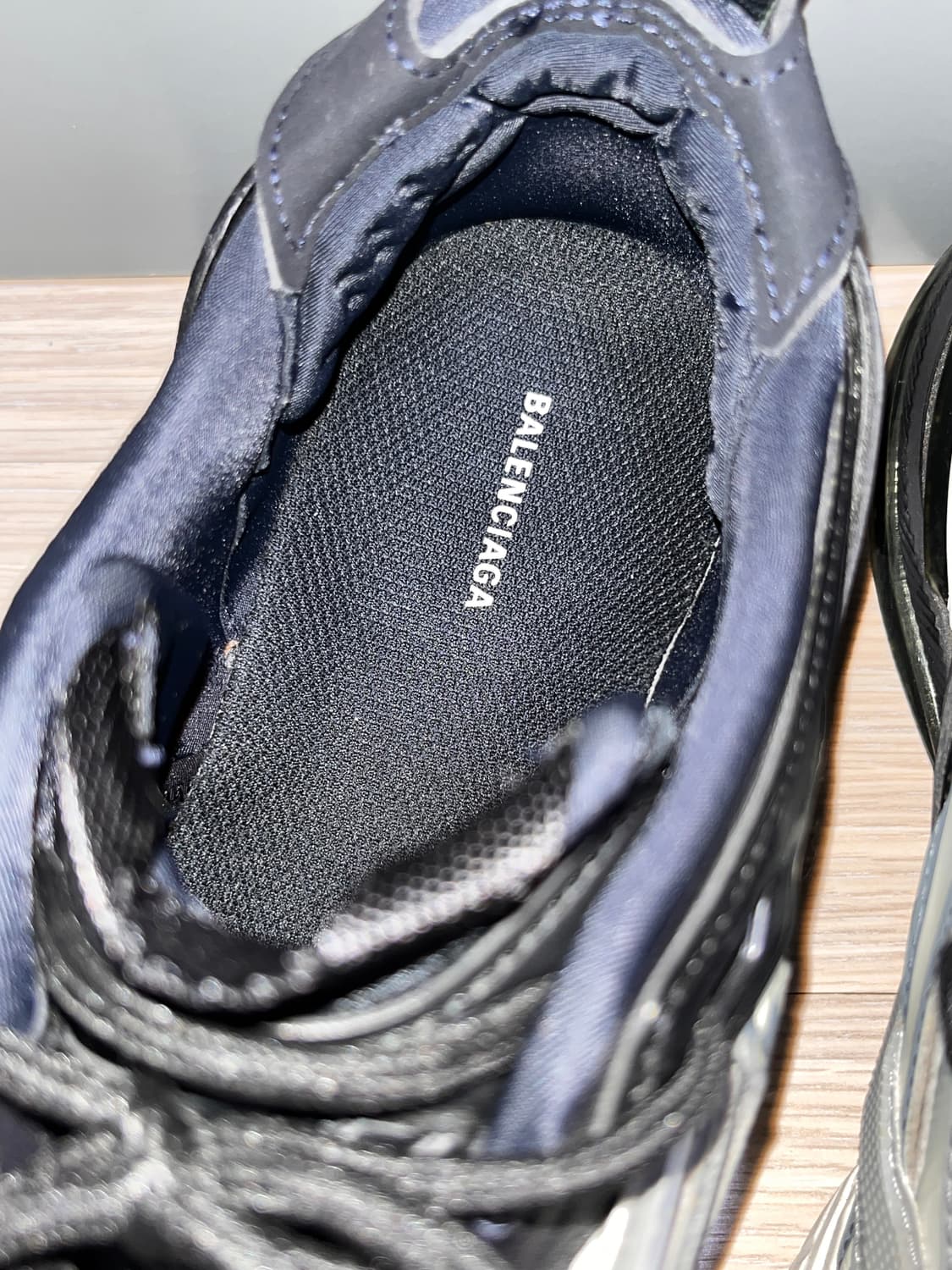 발렌시아가 TYREX 타이렉스 블랙/화이트 40 상품이미지2