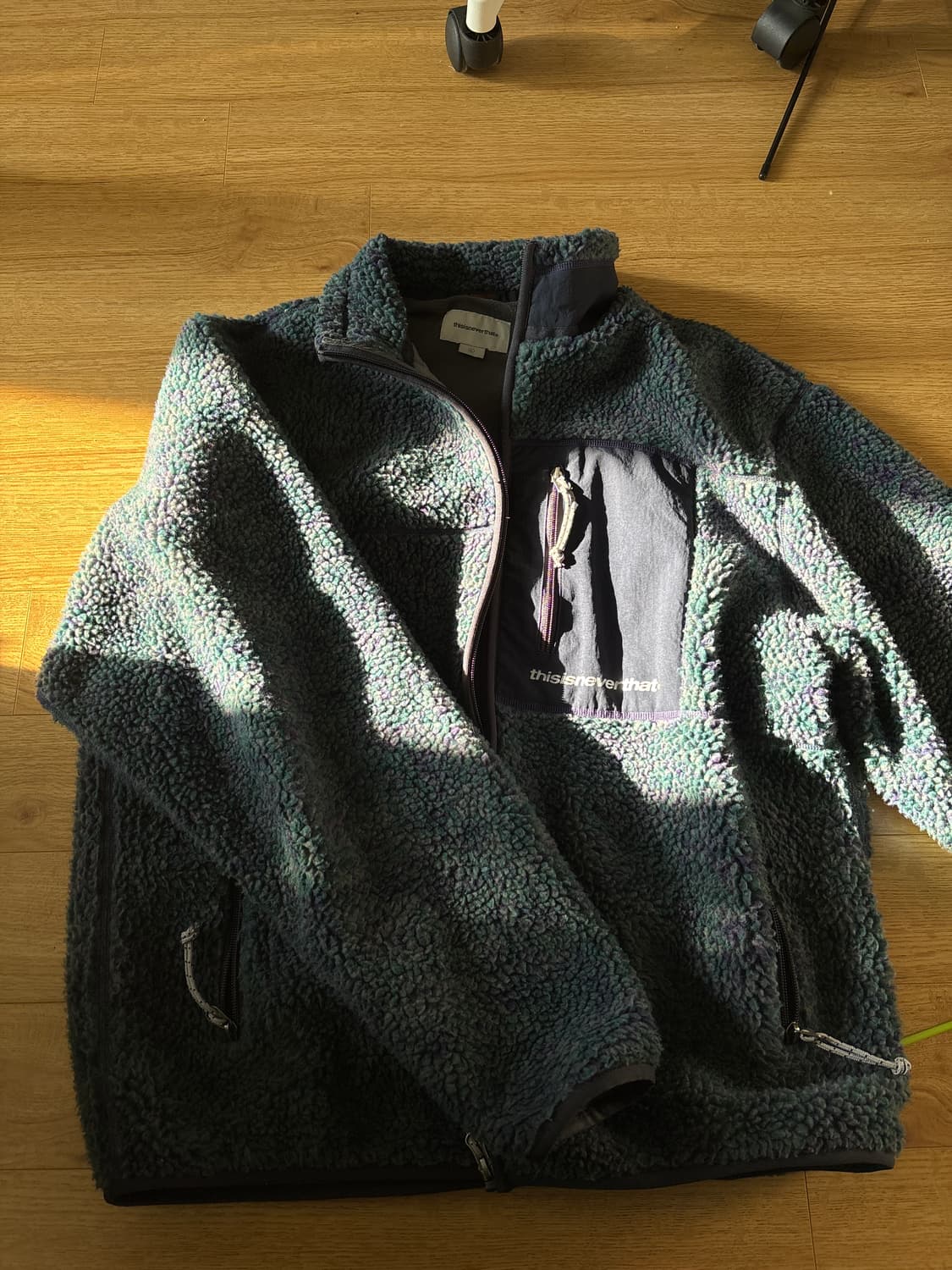 디스이즈네버댓 후리스 상품이미지3