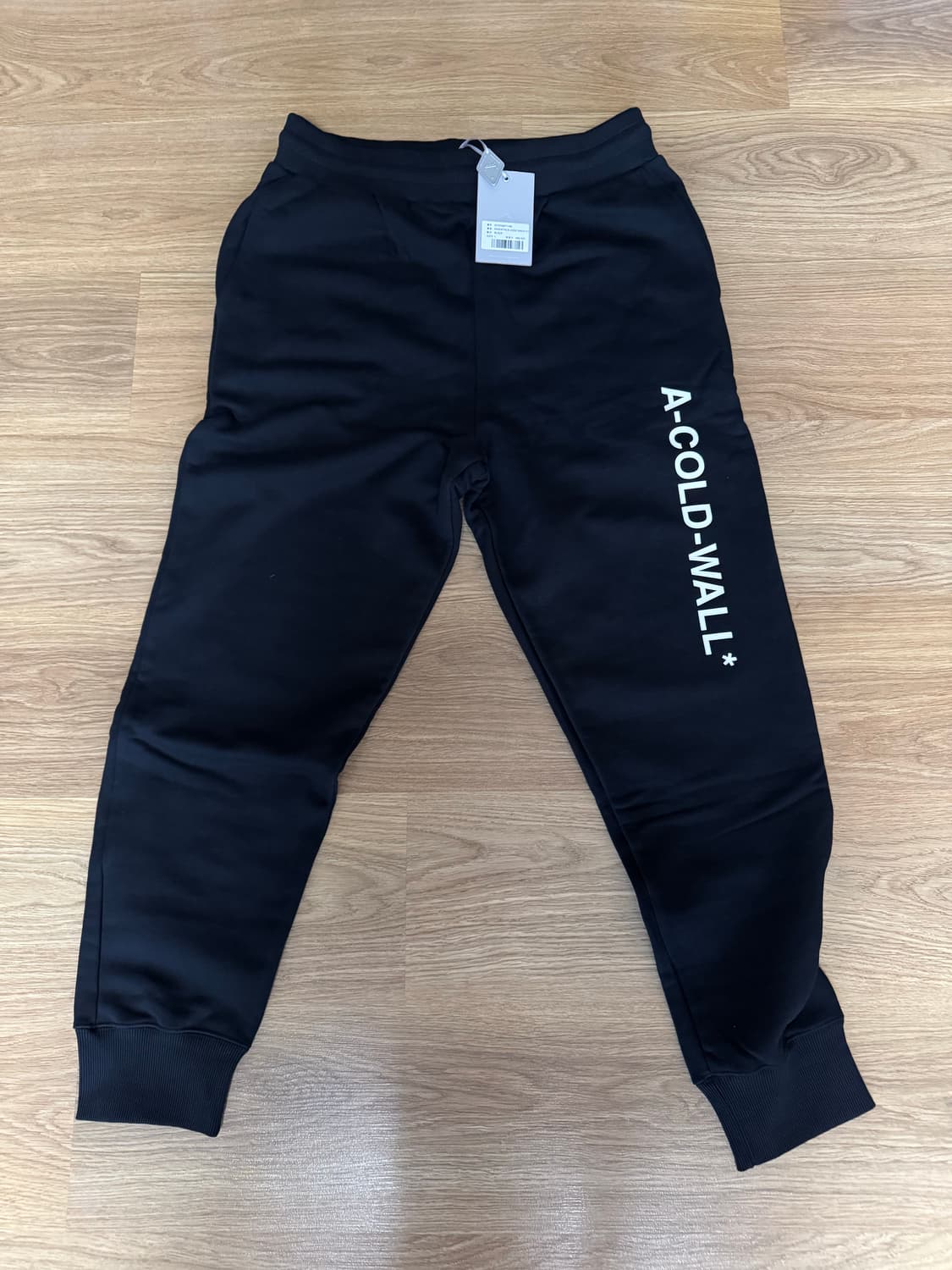새상품 어콜드월 에센셜 로고 스웨트 팬츠 라지 상품이미지1