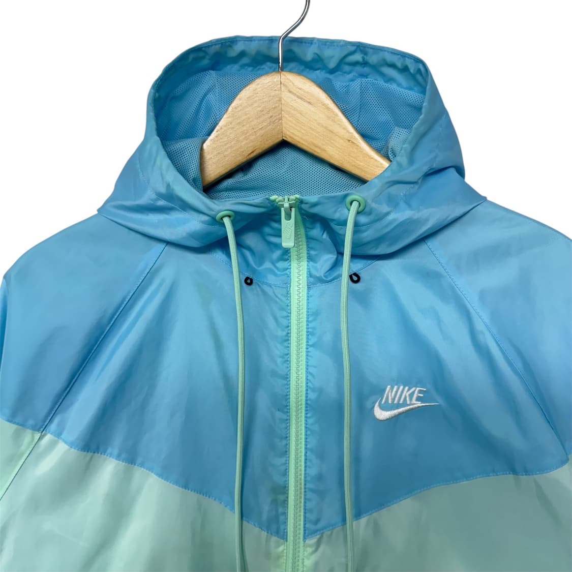 나이키 윈드러너 바람막이자켓  상품이미지2