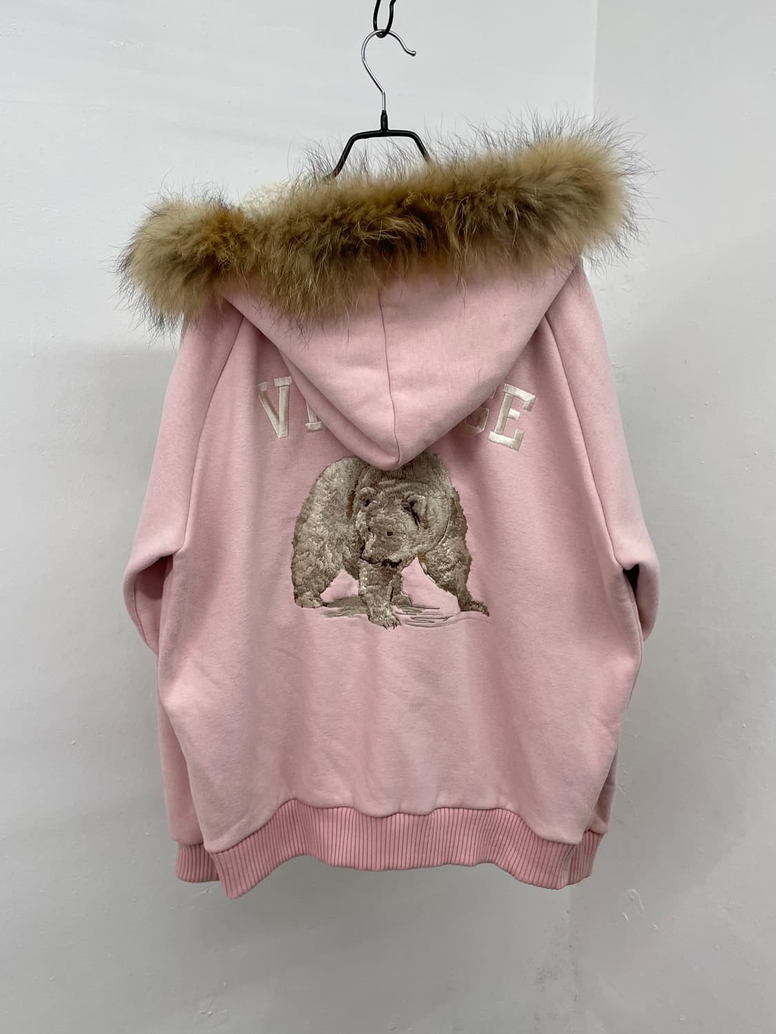 지프 핑크 자수 울프죠 집업 상품이미지9