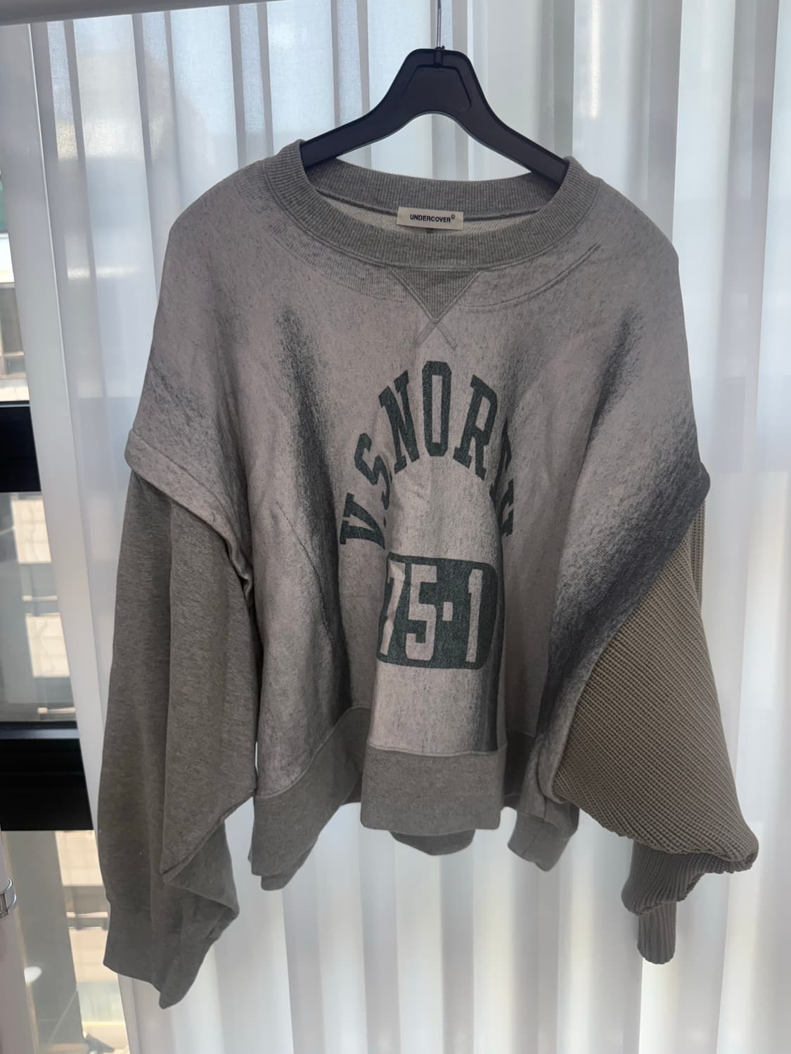 언더커버 투웨이스타일 맨투맨 상품이미지1