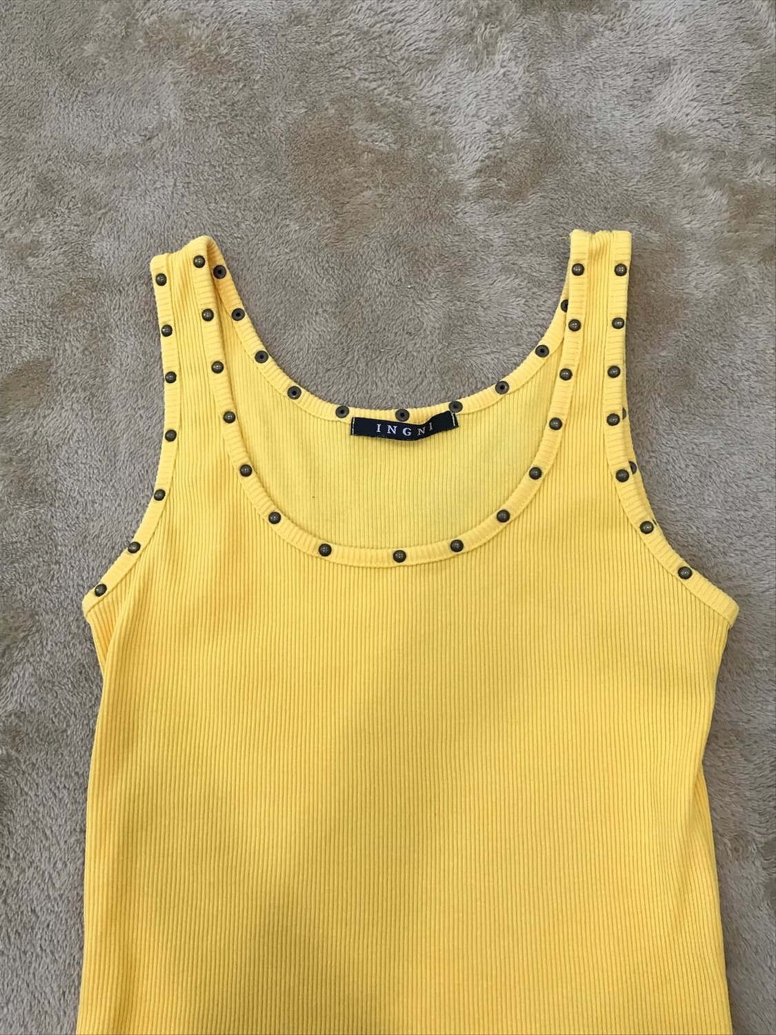 INGNI 옐로우 스터드 나시  상품이미지2