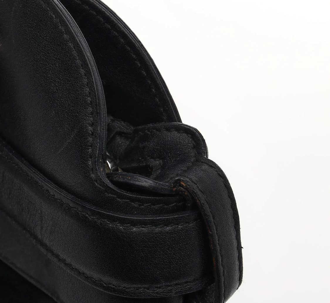 [A급] 페라가모 스웨이드 간치니 숄더백 판매합니다!!! 상품이미지7