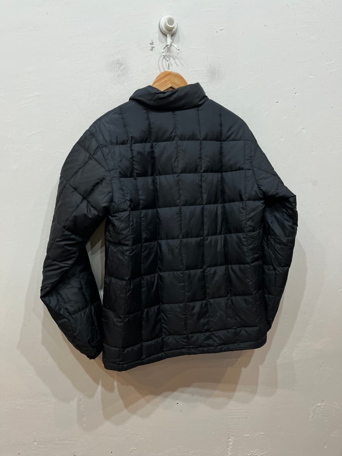 미즈노 덕다운 경량패딩 M 상품이미지3
