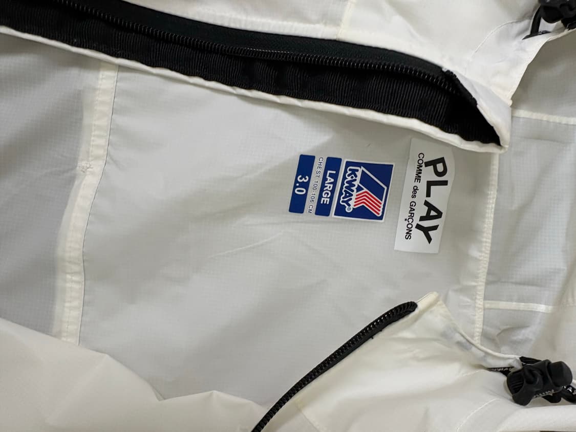 꼼데가르송 바람막이 상품이미지4